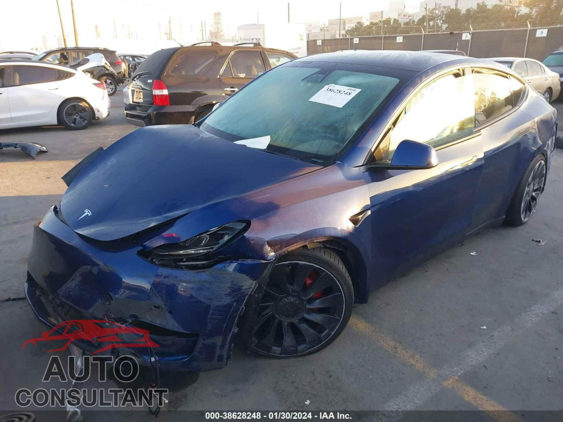 TESLA MODEL Y 2022 - 7SAYGDEF5NF465114