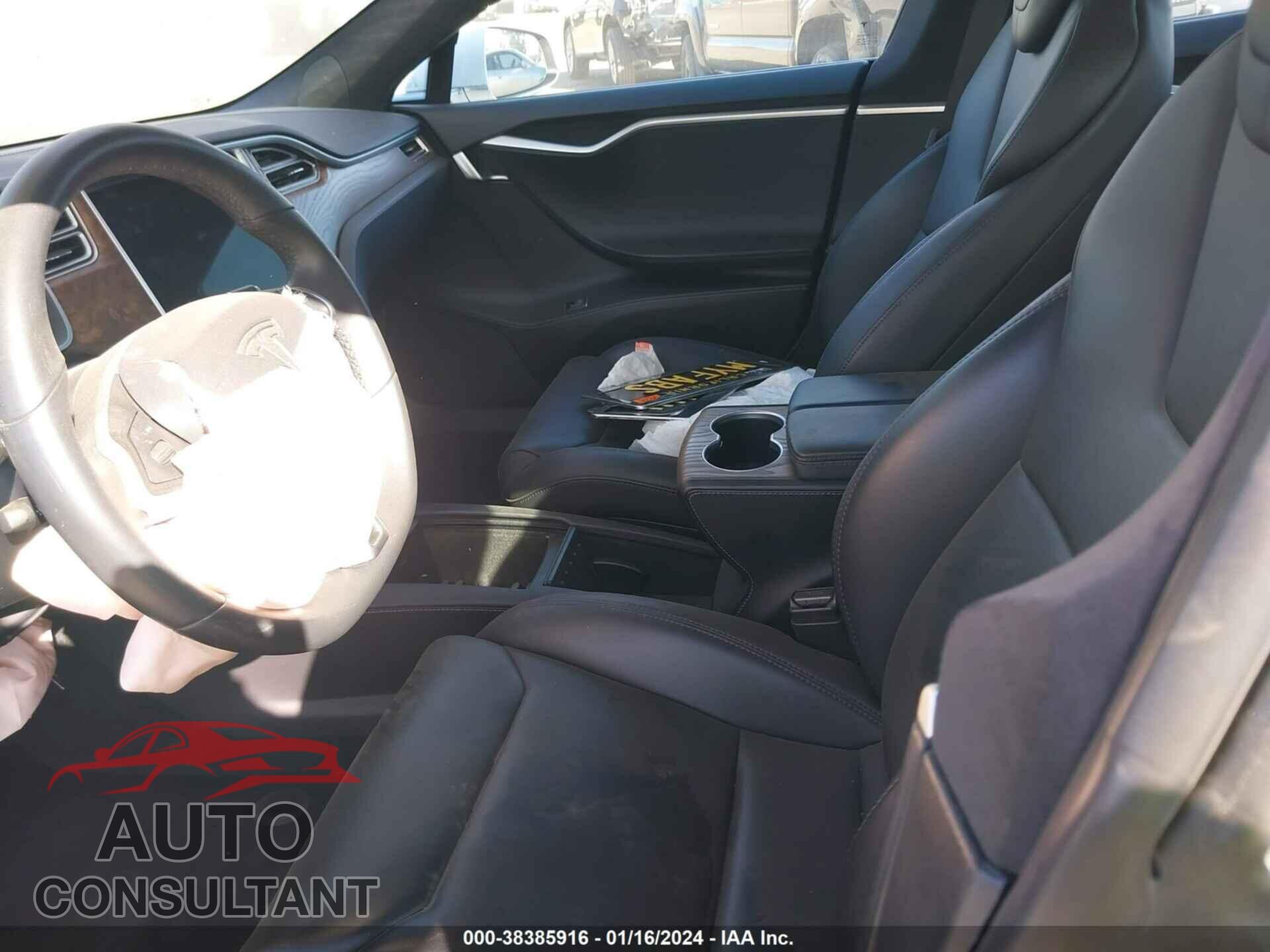 TESLA MODEL S 2018 - 5YJSA1E23JF239843