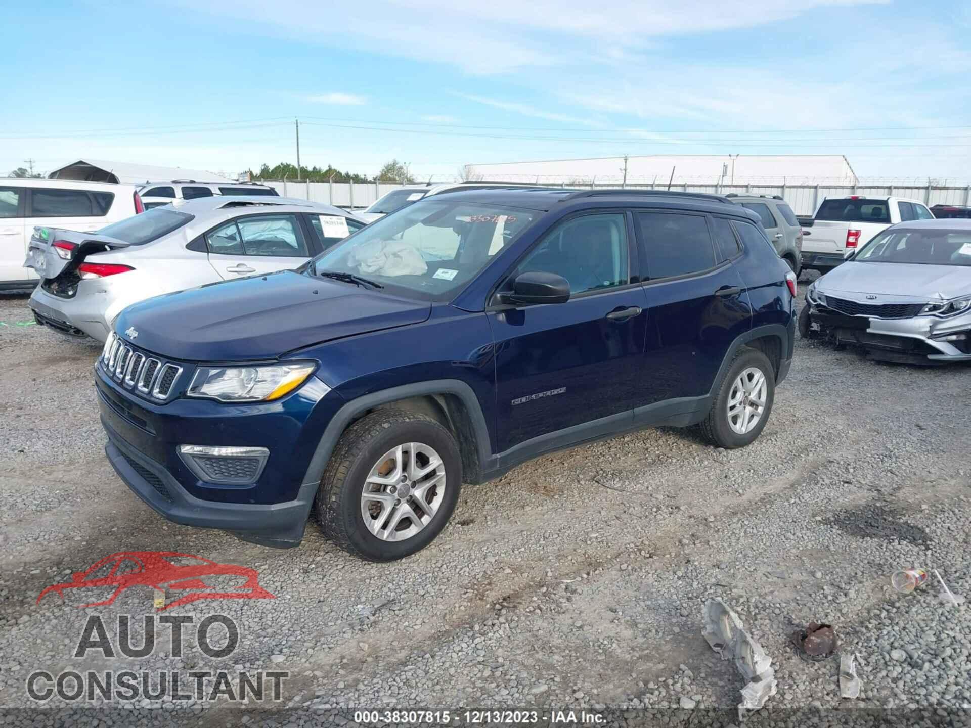 JEEP COMPASS 2018 - 3C4NJCAB3JT136924