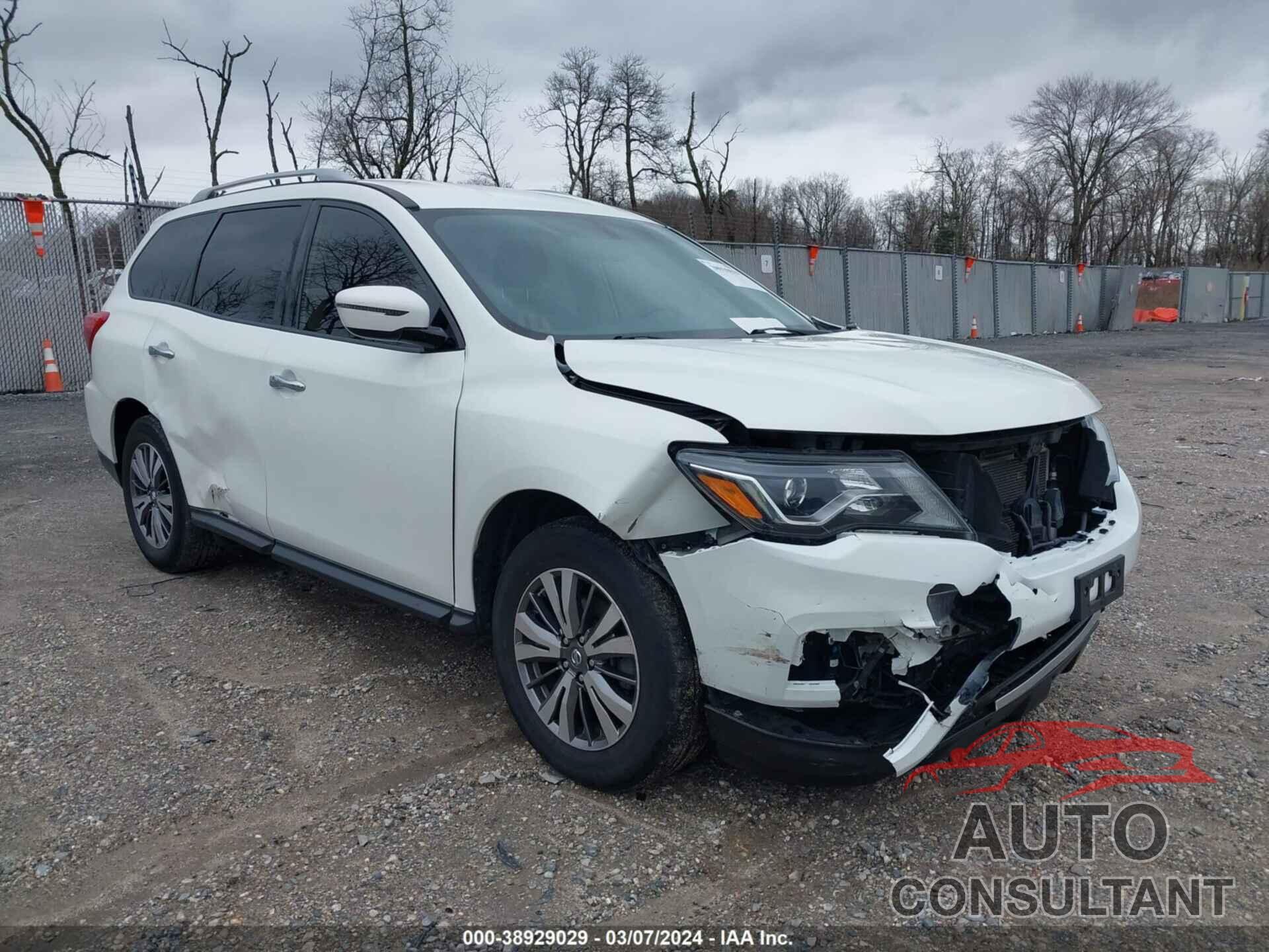 NISSAN PATHFINDER 2018 - 5N1DR2MN9JC624416