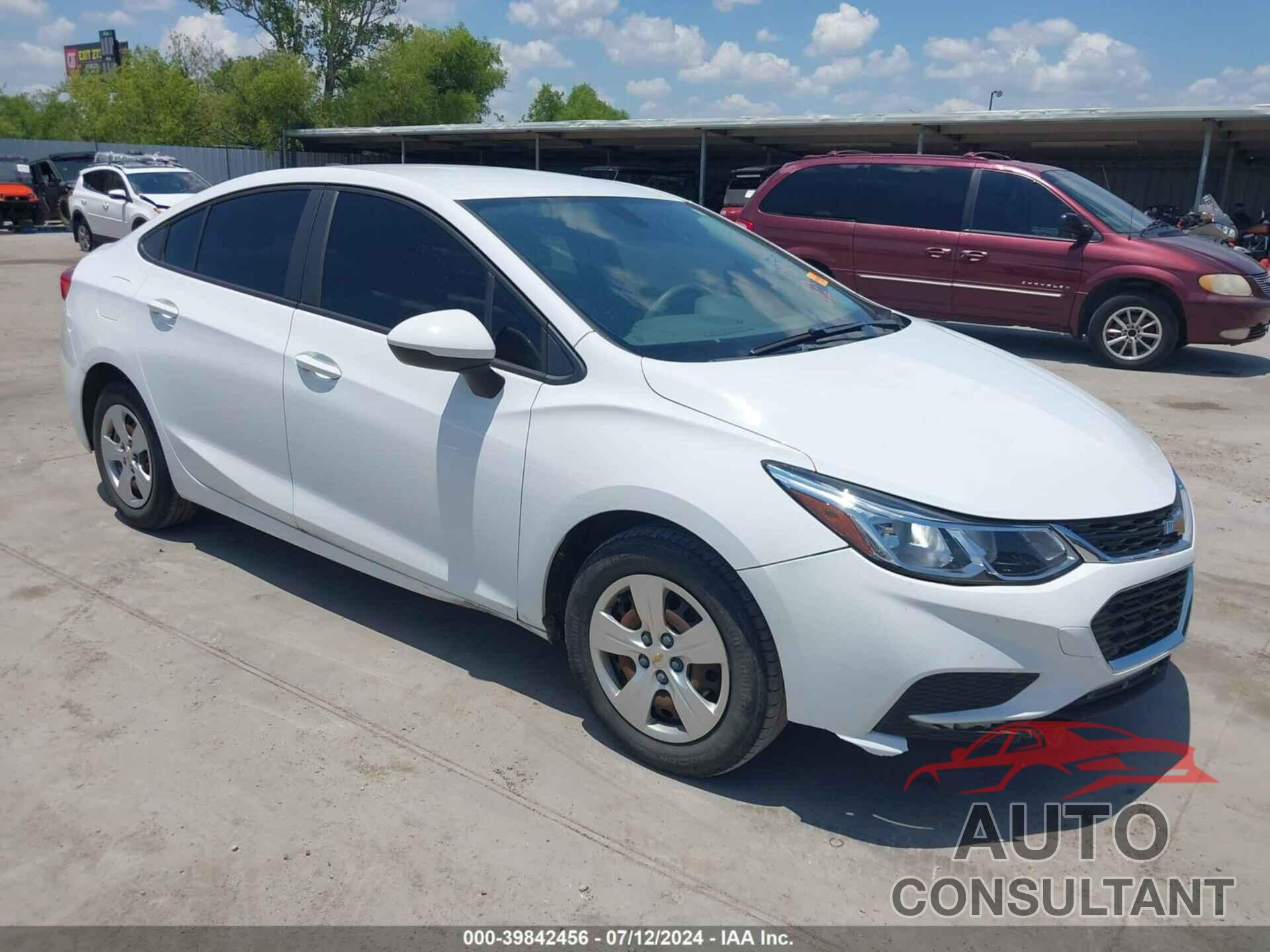 CHEVROLET CRUZE 2018 - 1G1BC5SM2J7232338