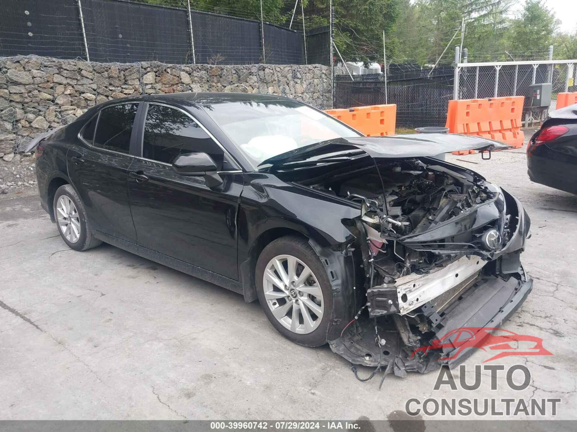TOYOTA CAMRY 2021 - 4T1C11BK3MU031333