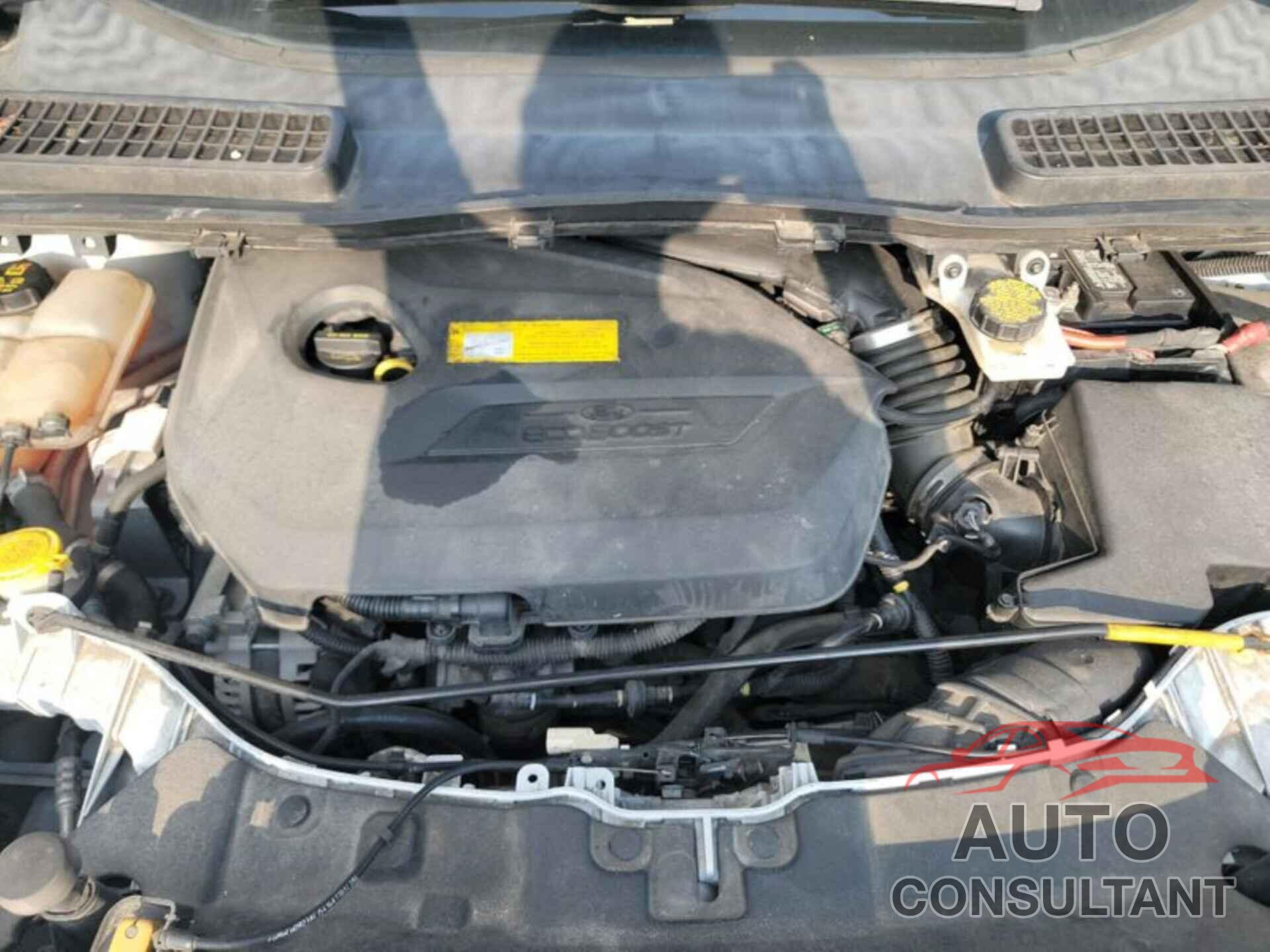 FORD ESCAPE 2016 - 1FMCU0GX3GUB48811