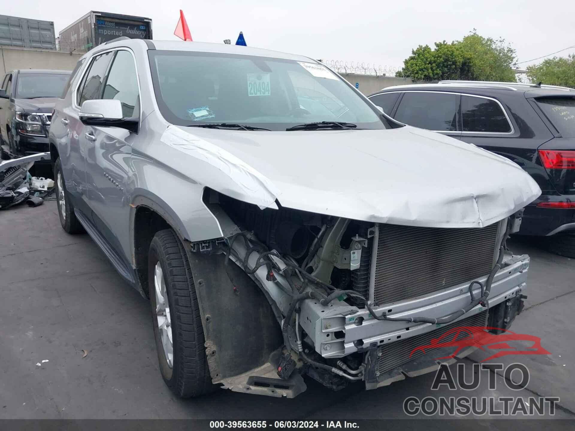 CHEVROLET TRAVERSE 2018 - 1GNERGKW2JJ258254