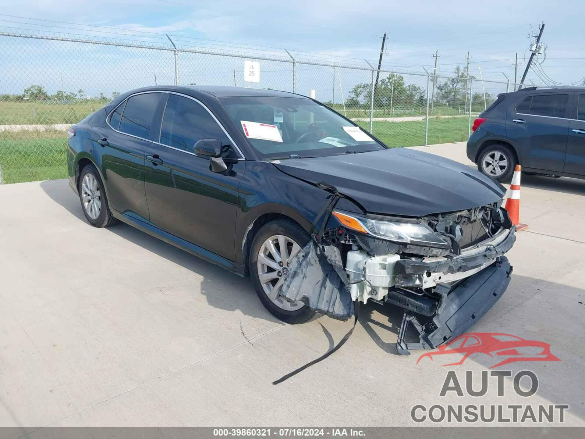 TOYOTA CAMRY 2018 - 4T1B11HK9JU616710
