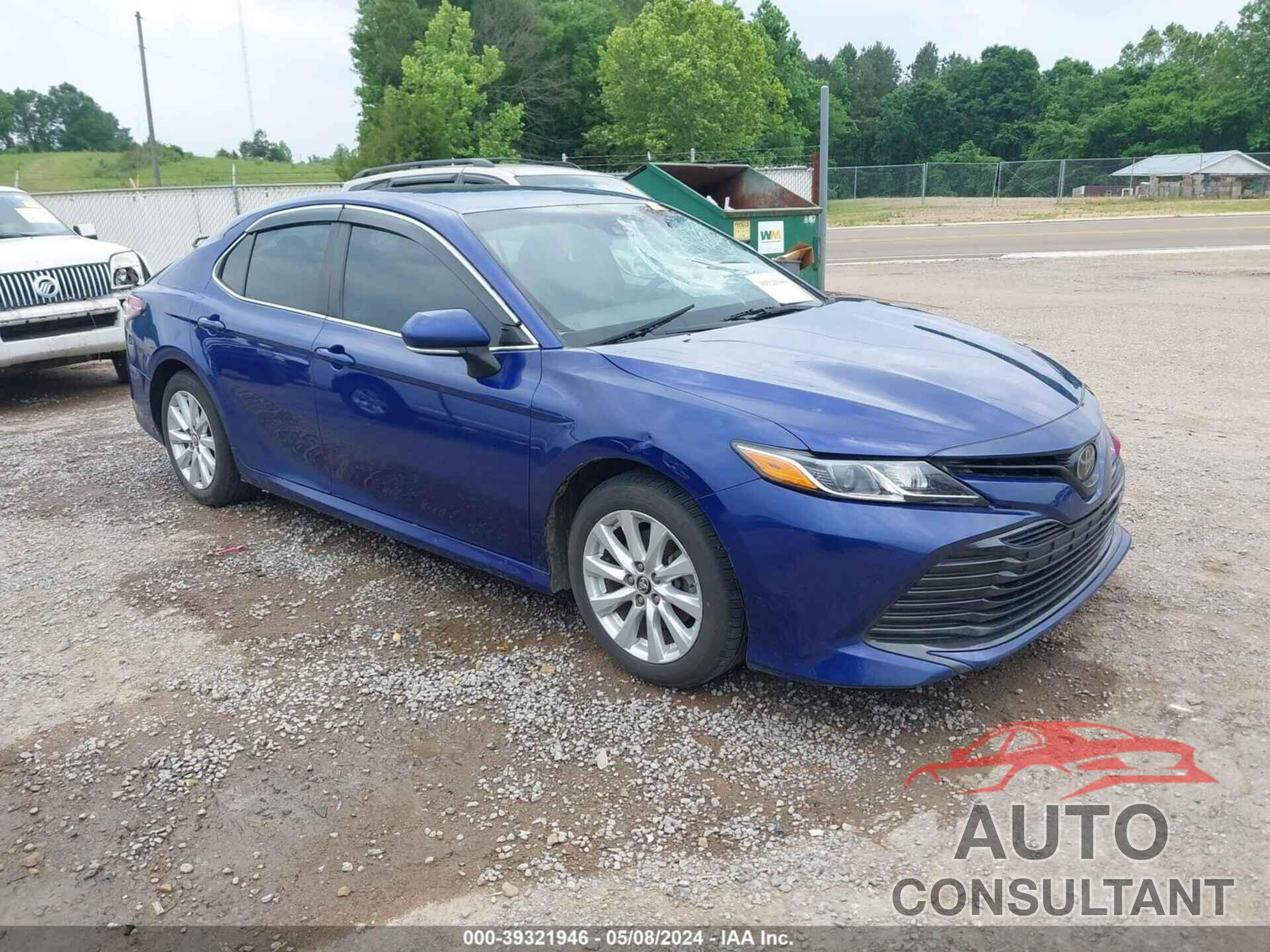 TOYOTA CAMRY 2018 - 4T1B11HK7JU614082