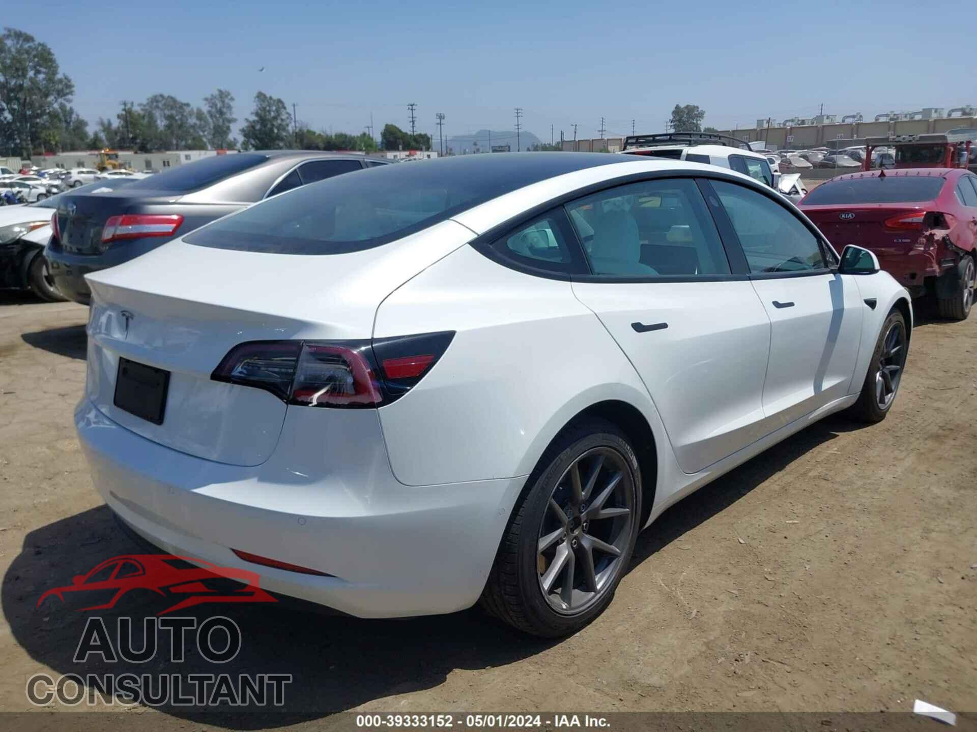 TESLA MODEL 3 2022 - 5YJ3E1EA2NF353564