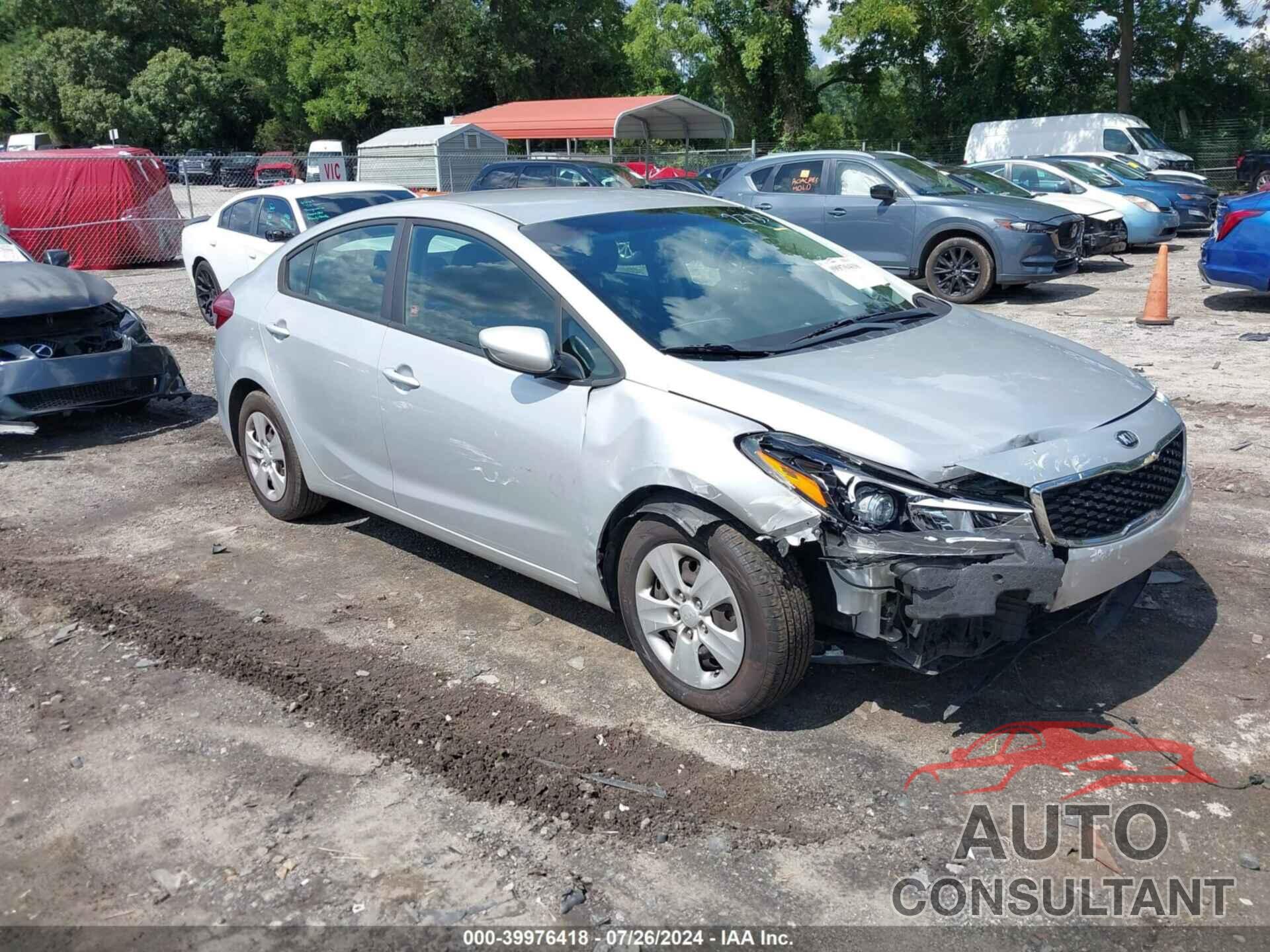 KIA FORTE 2018 - 3KPFL4A70JE182733