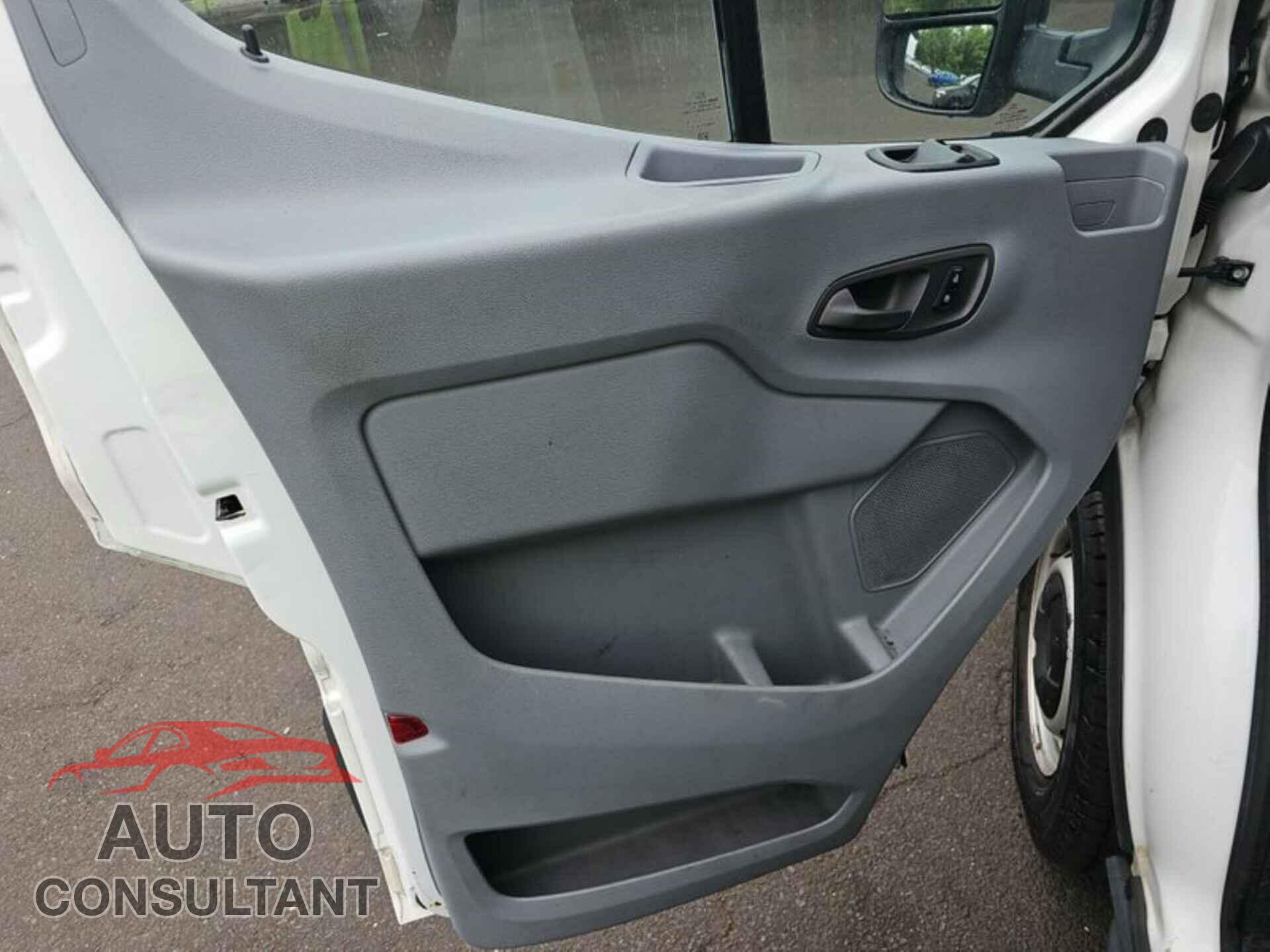 FORD TRANSIT 2016 - 1FTYR2YM7GKB09419