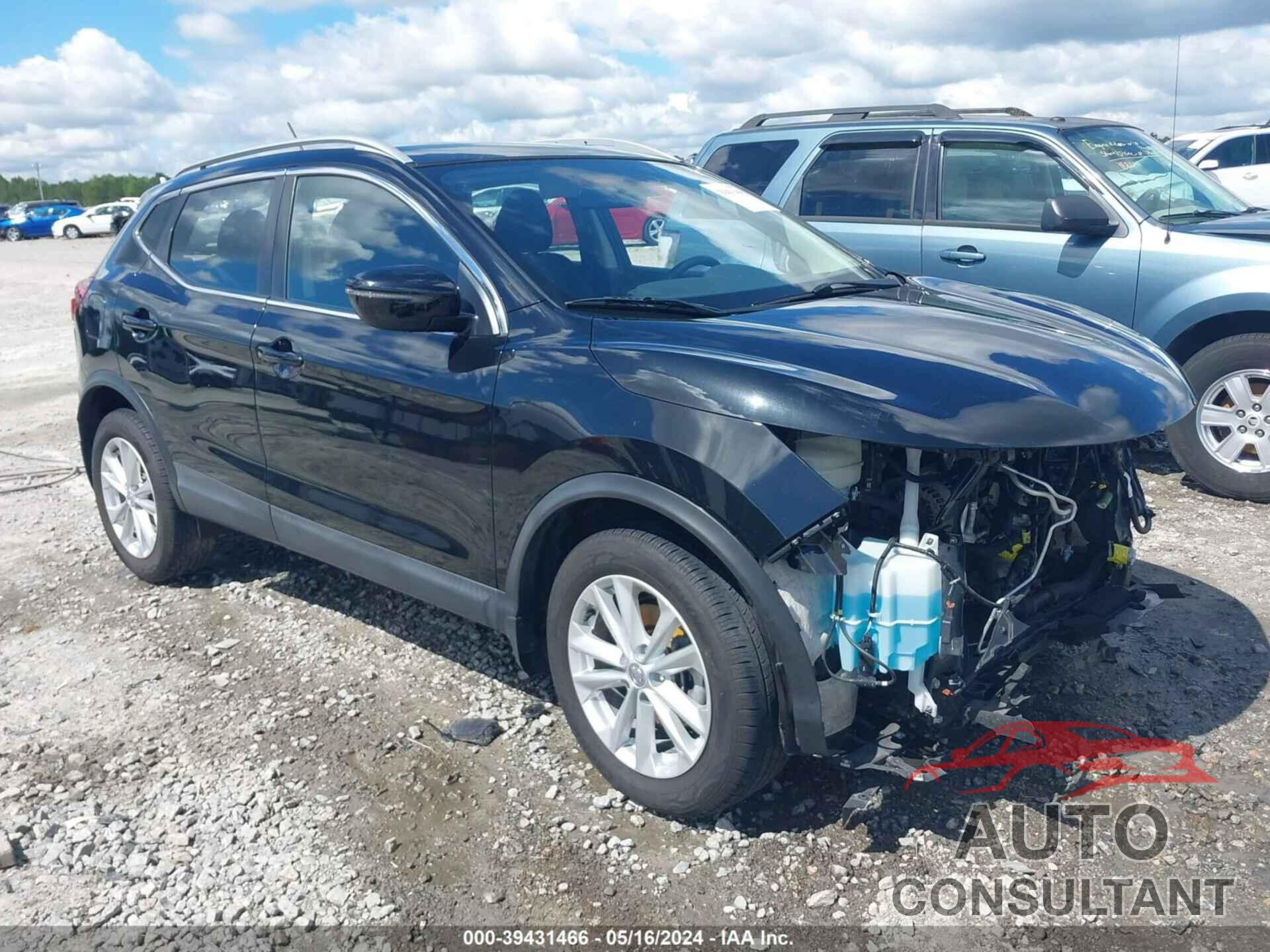 NISSAN ROGUE SPORT 2018 - JN1BJ1CR9JW251963