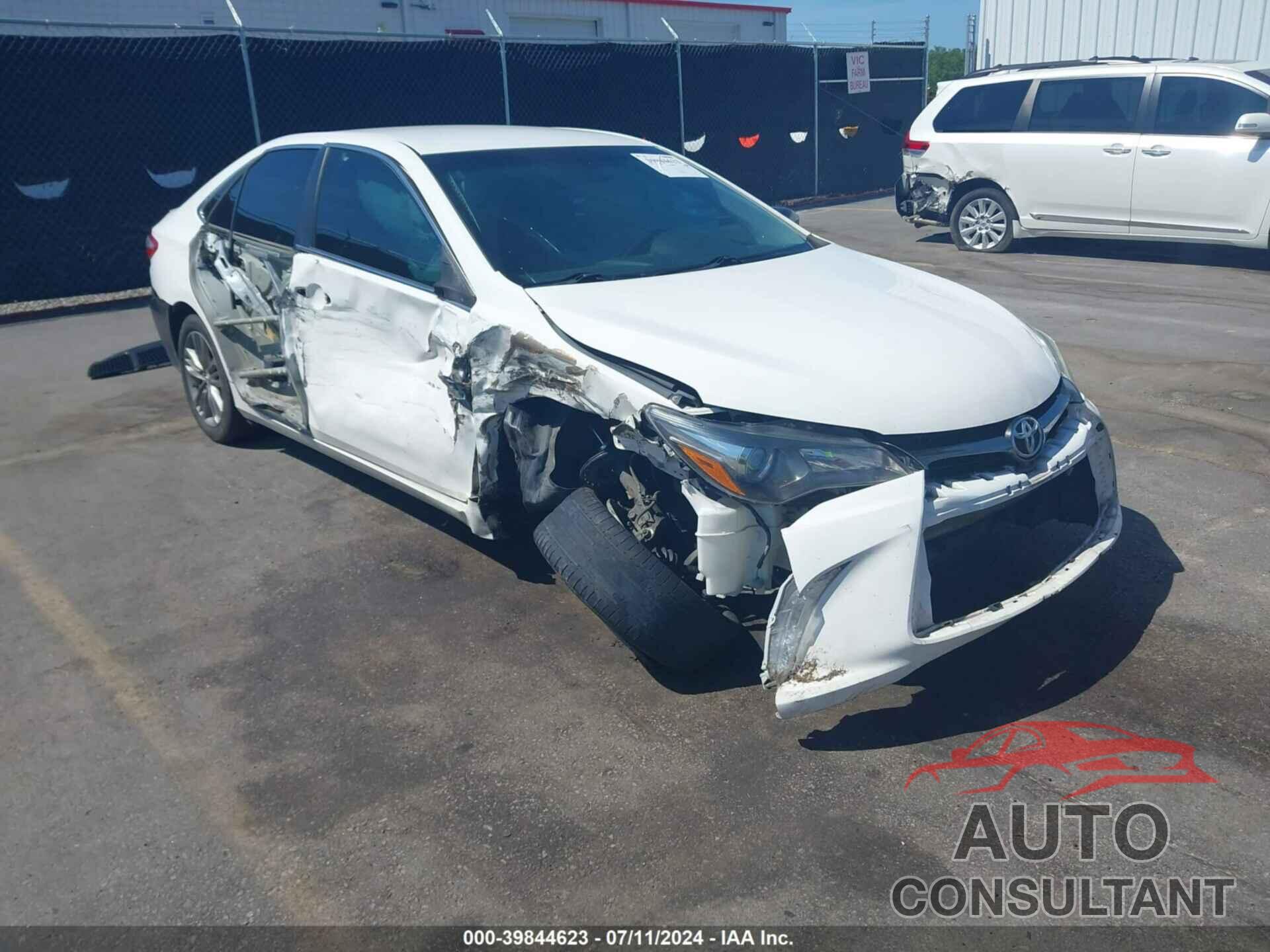 TOYOTA CAMRY 2016 - 4T1BF1FKXGU527581