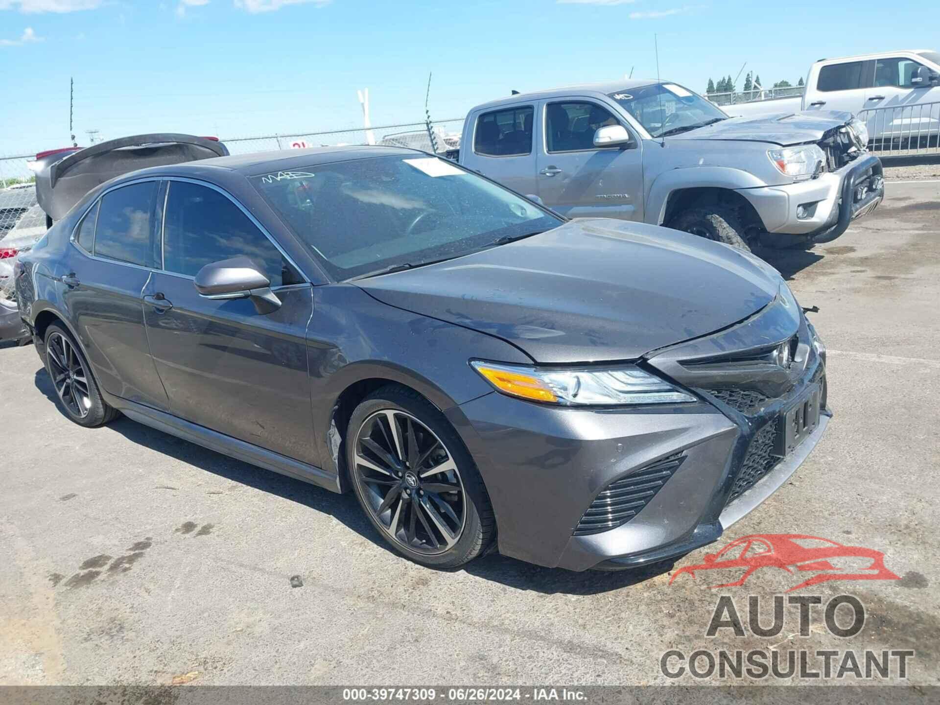 TOYOTA CAMRY 2020 - 4T1KZ1AK8LU033664