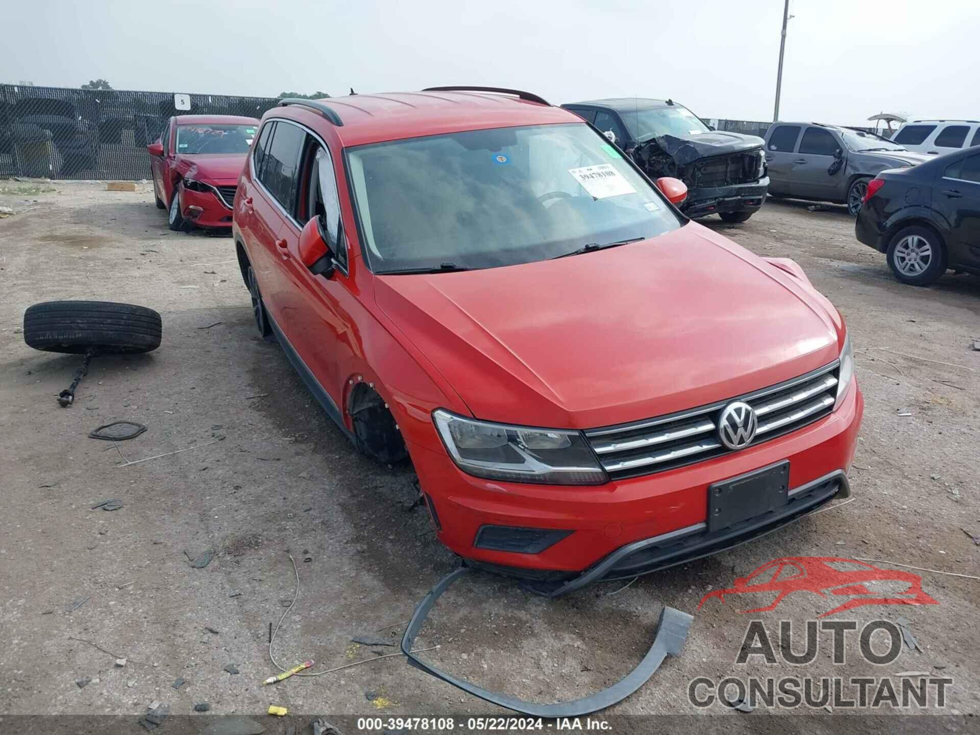 VOLKSWAGEN TIGUAN 2018 - 3VV3B7AX9JM001272