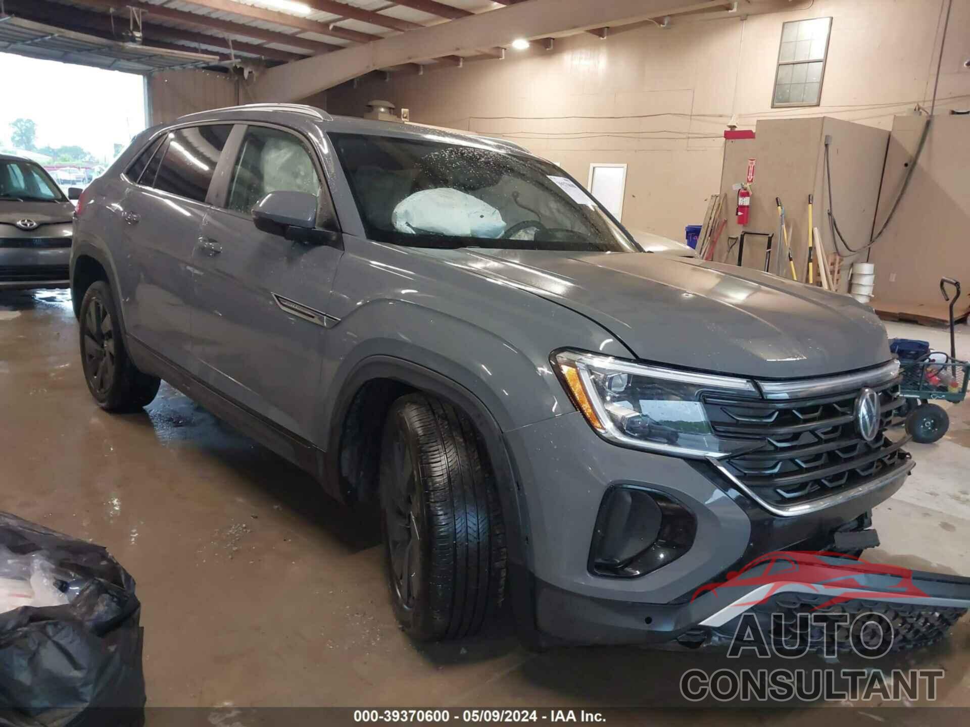 VOLKSWAGEN ATLAS CROSS SPORT 2024 - 1V2KE2CA3RC211939