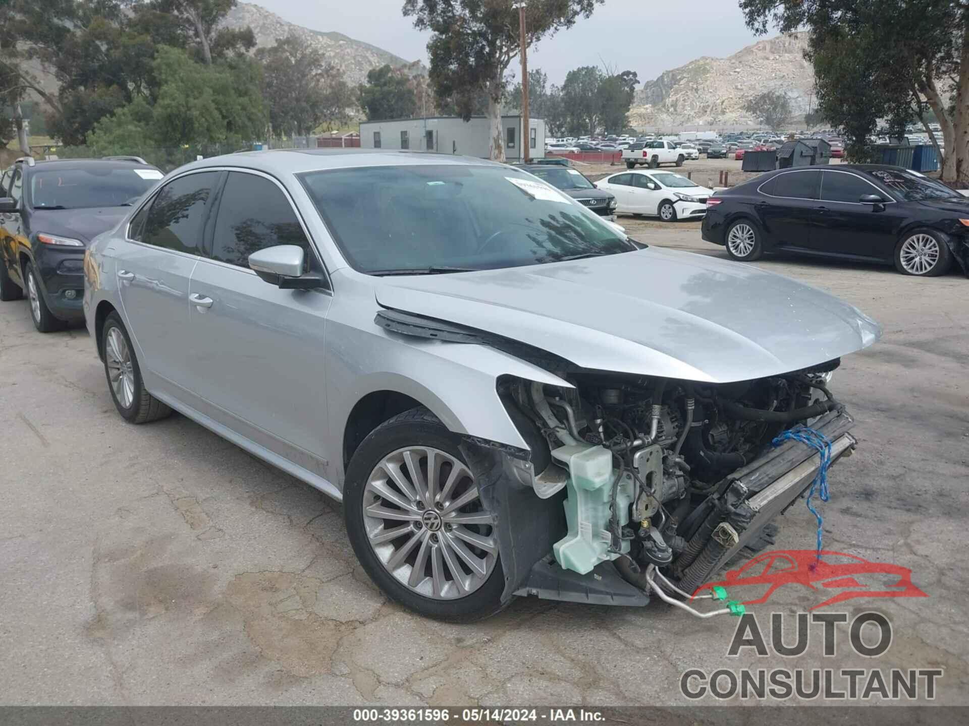 VOLKSWAGEN PASSAT 2016 - 1VWBT7A38GC047588