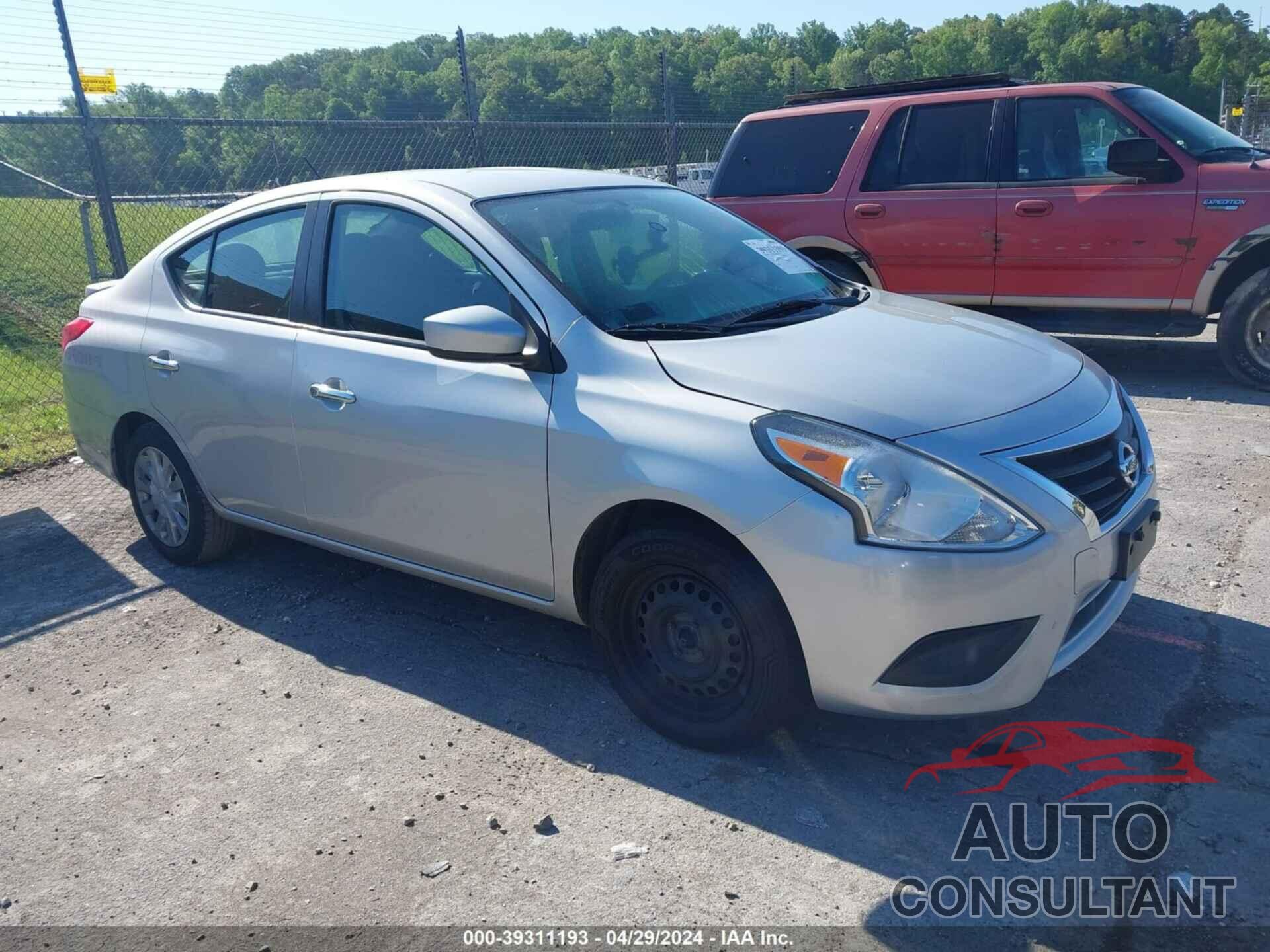 NISSAN VERSA 2019 - 3N1CN7AP1KL872862