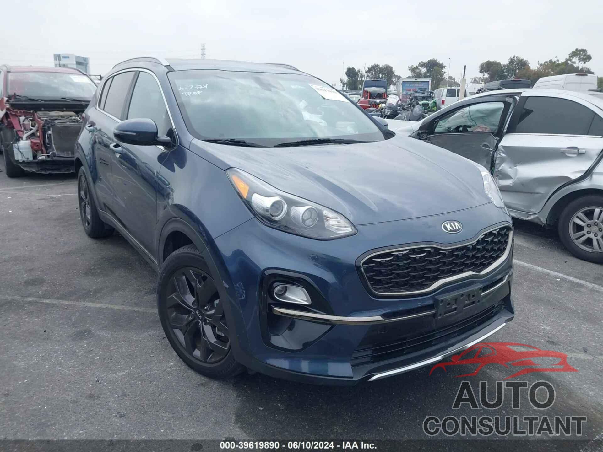 KIA SPORTAGE 2021 - KNDP63AC3M7852234