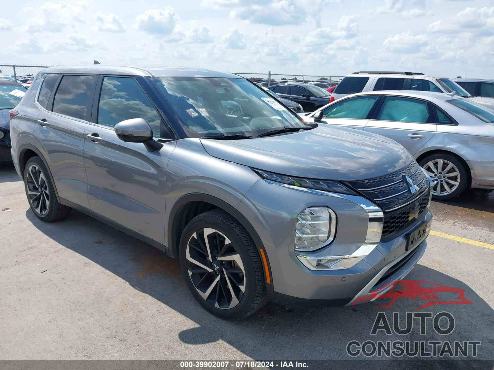 MITSUBISHI OUTLANDER 2023 - JA4J3UA86PZ055544