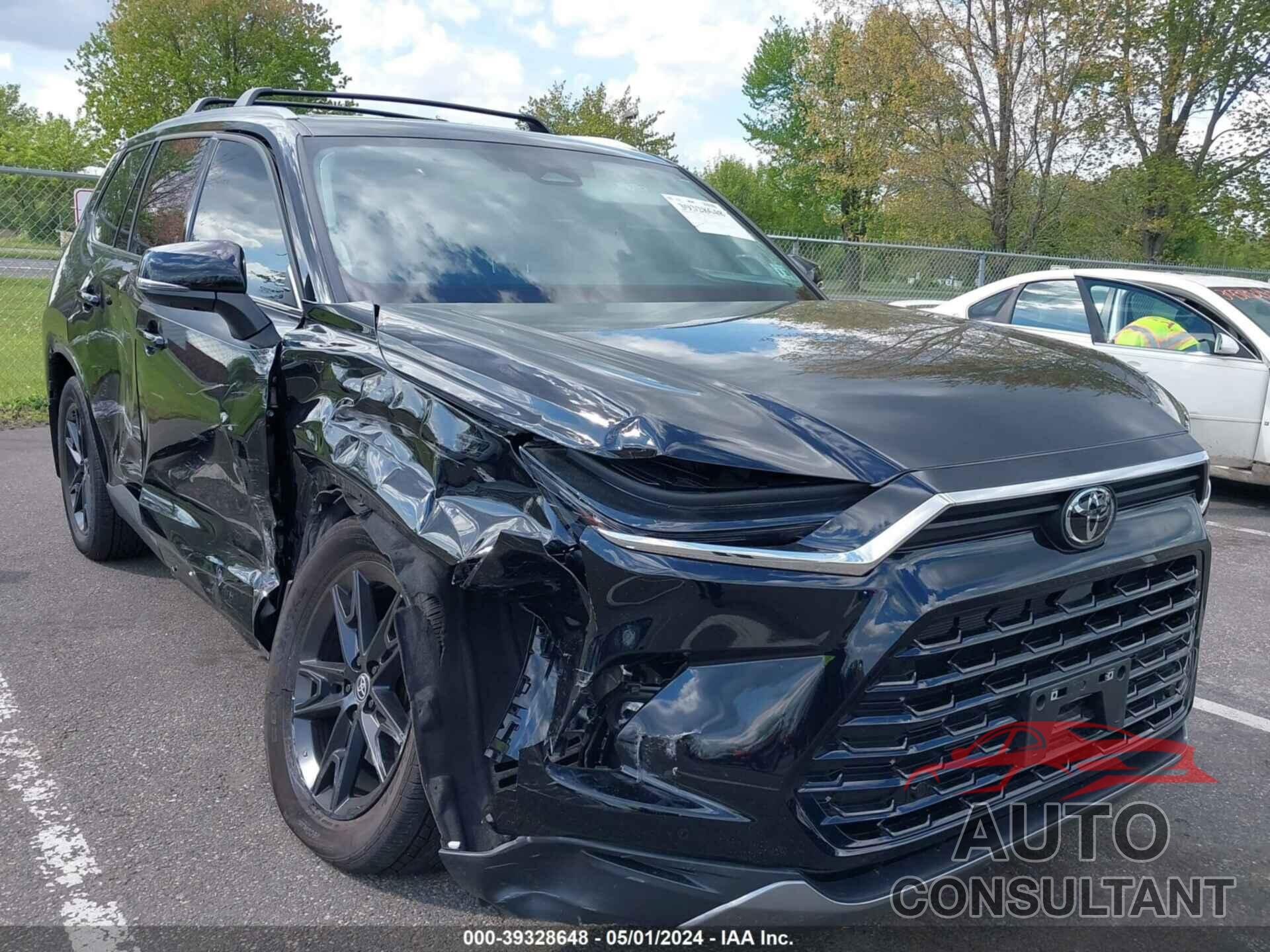 TOYOTA GRAND HIGHLANDER 2024 - 5TDAAAB55RS006452