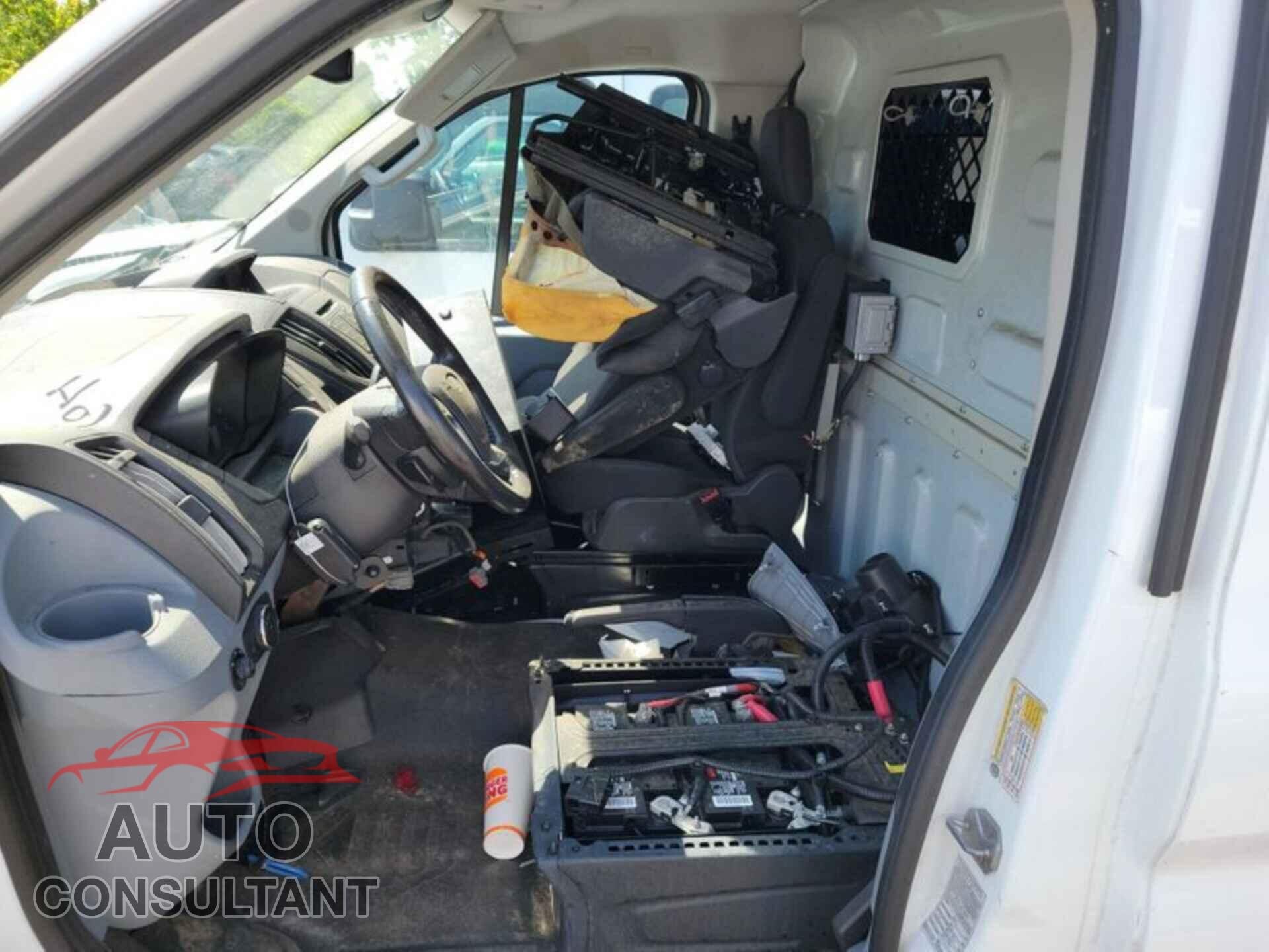 FORD TRANSIT 2017 - 1FTYR1YM7HKB17385