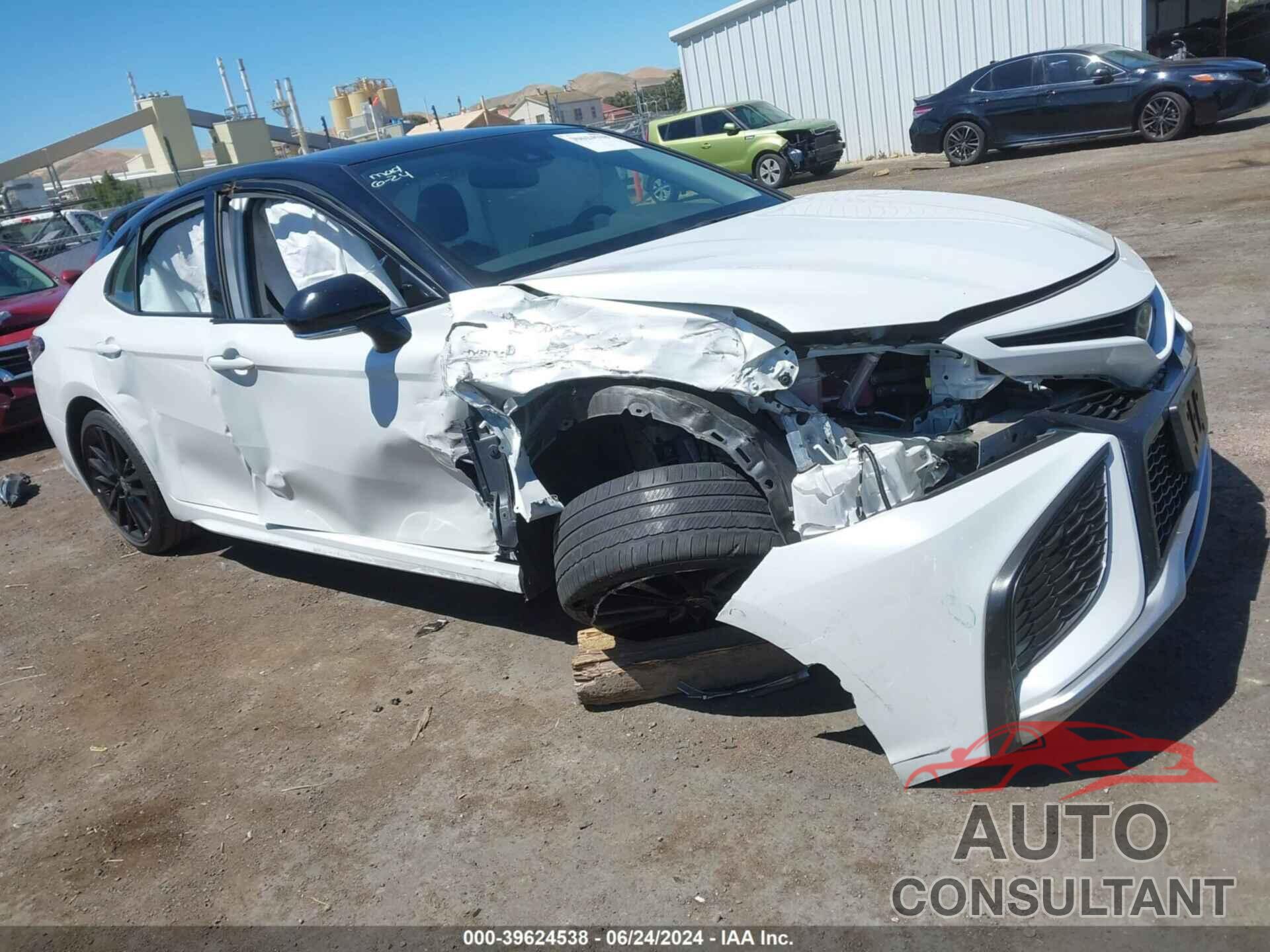 TOYOTA CAMRY 2021 - 4T1K31AK9MU020294