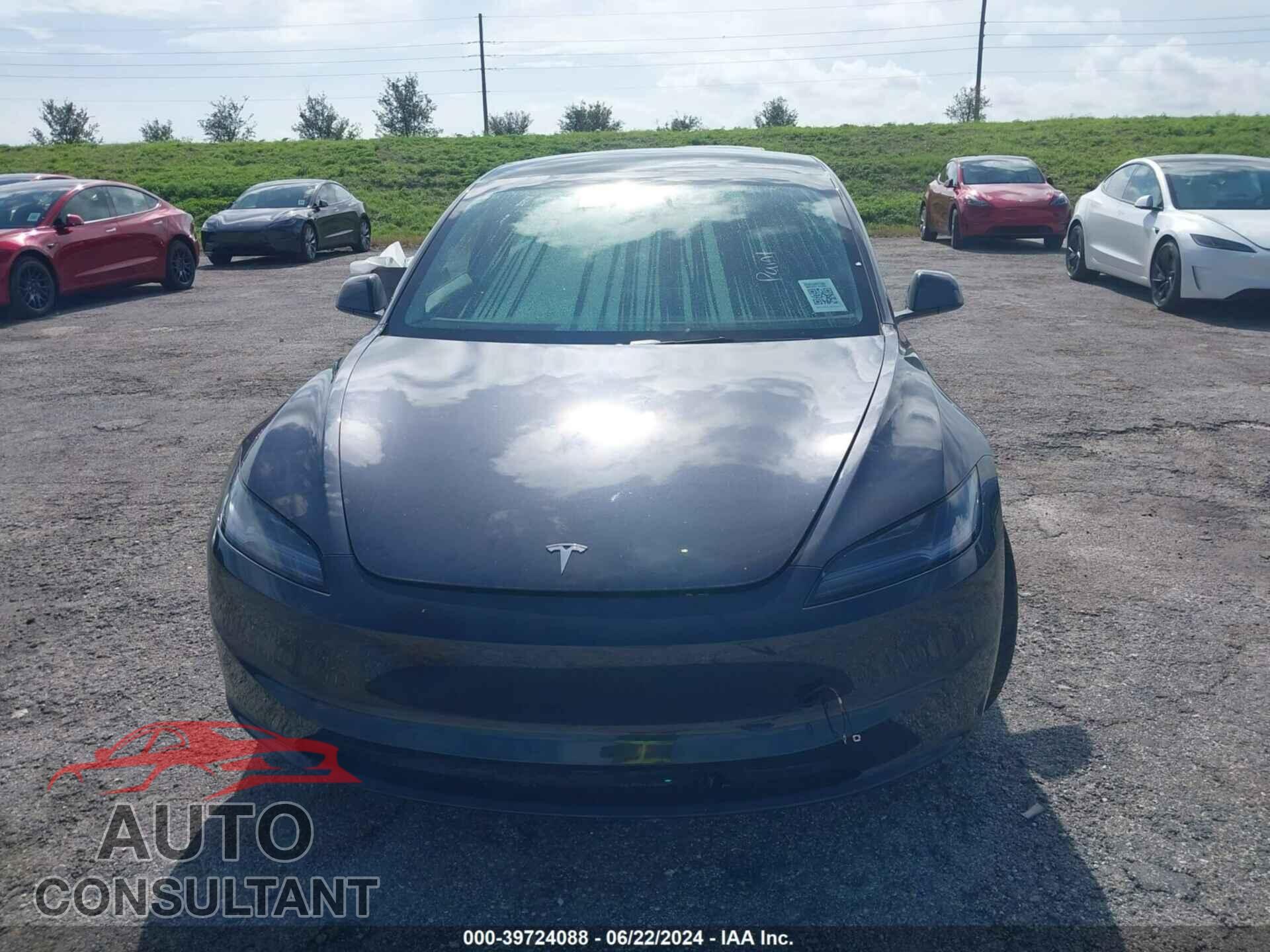 TESLA MODEL 3 2024 - 5YJ3E1EA6RF751608