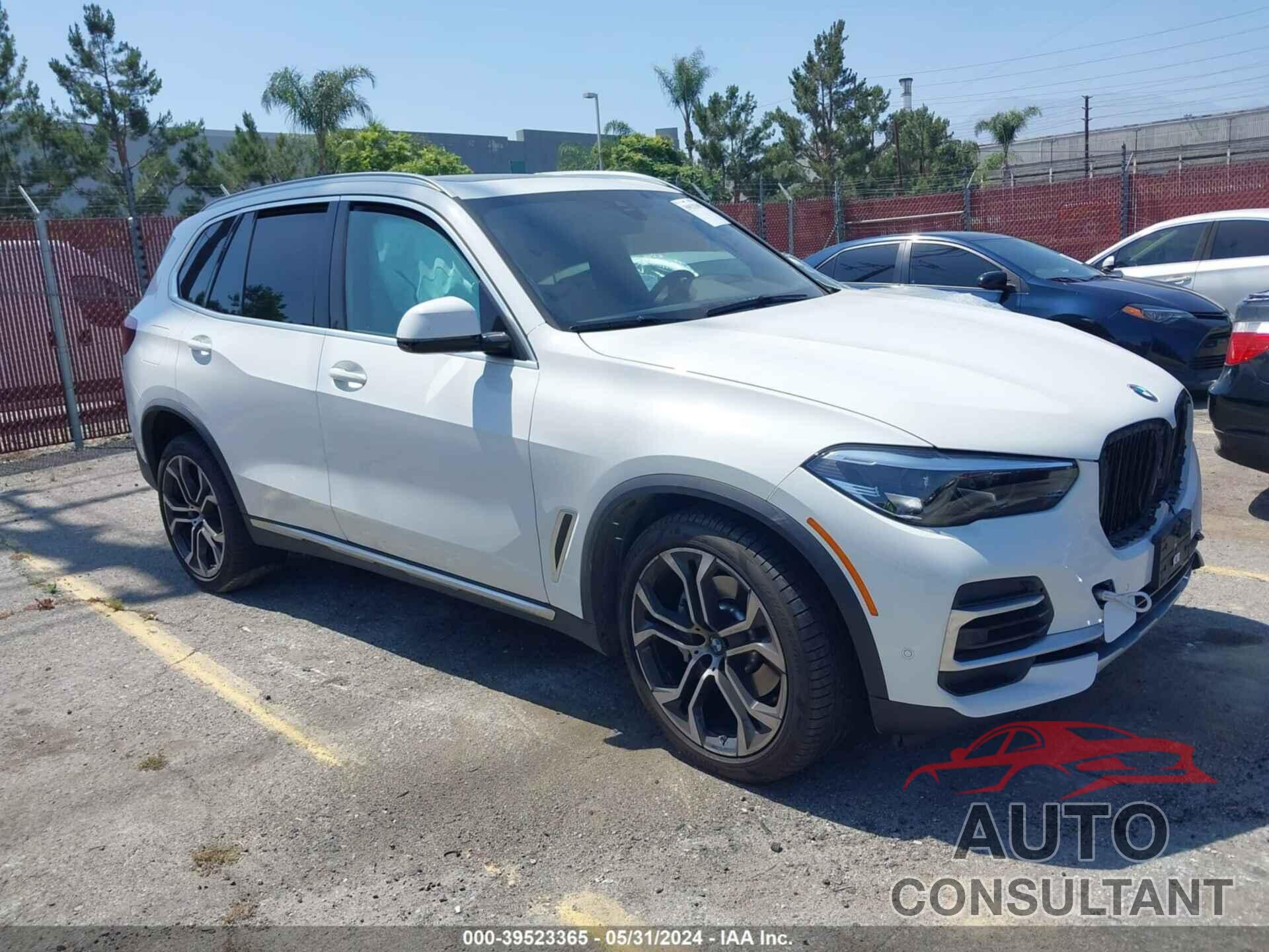 BMW X5 2023 - 5UXCR4C03P9R70564