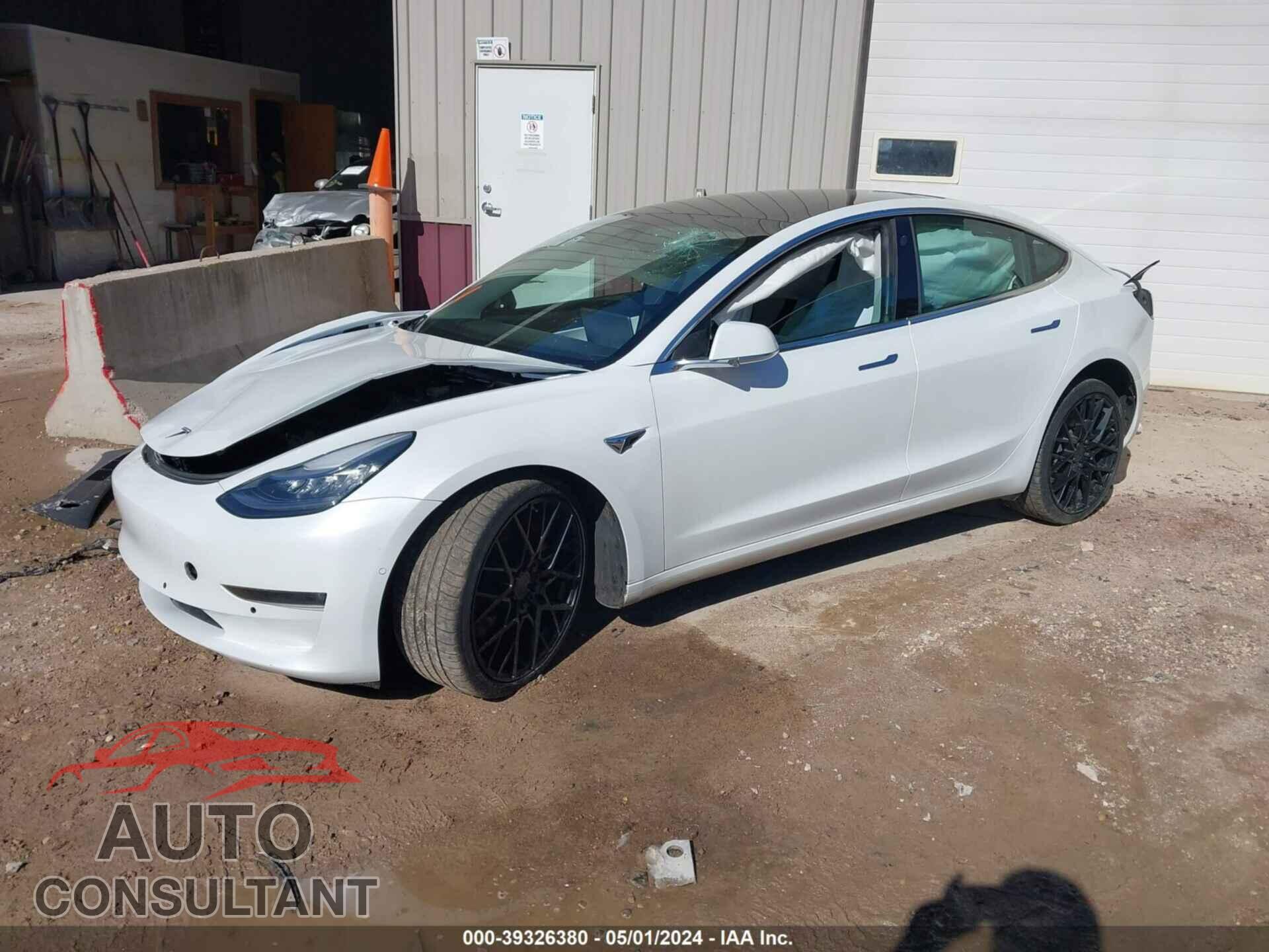 TESLA MODEL 3 2019 - 5YJ3E1EB2KF470095