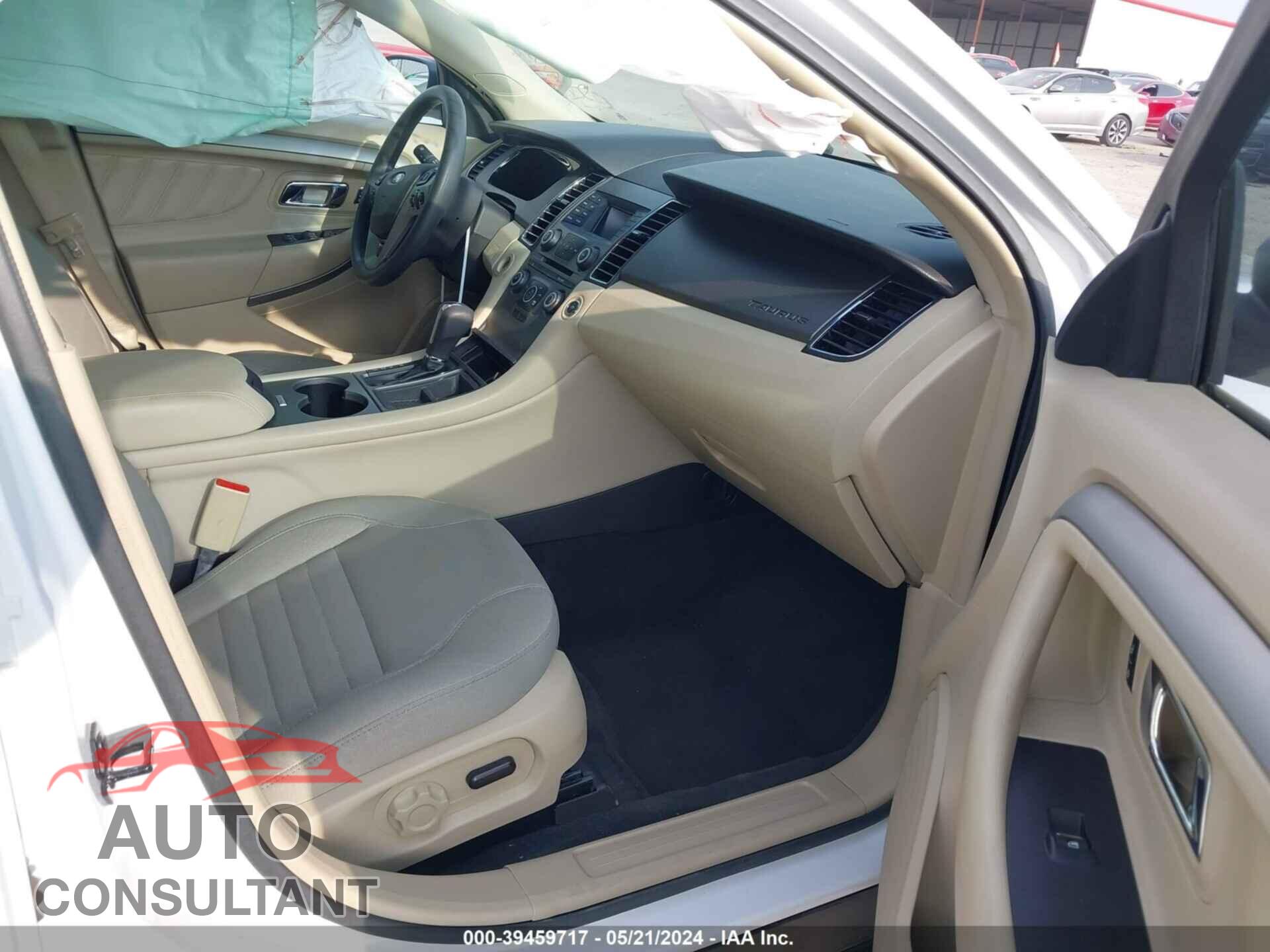 FORD TAURUS 2017 - 1FAHP2D80HG111456