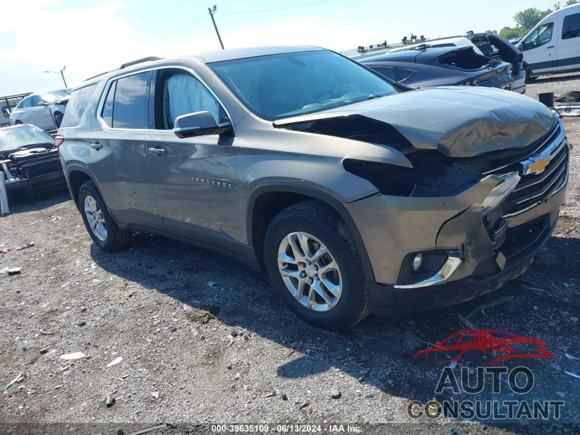 CHEVROLET TRAVERSE 2018 - 1GNERGKW2JJ109388