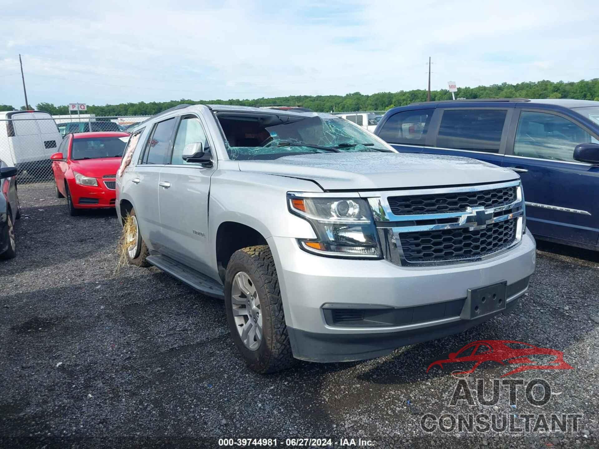 CHEVROLET TAHOE 2018 - 1GNSKBKC1JR359870