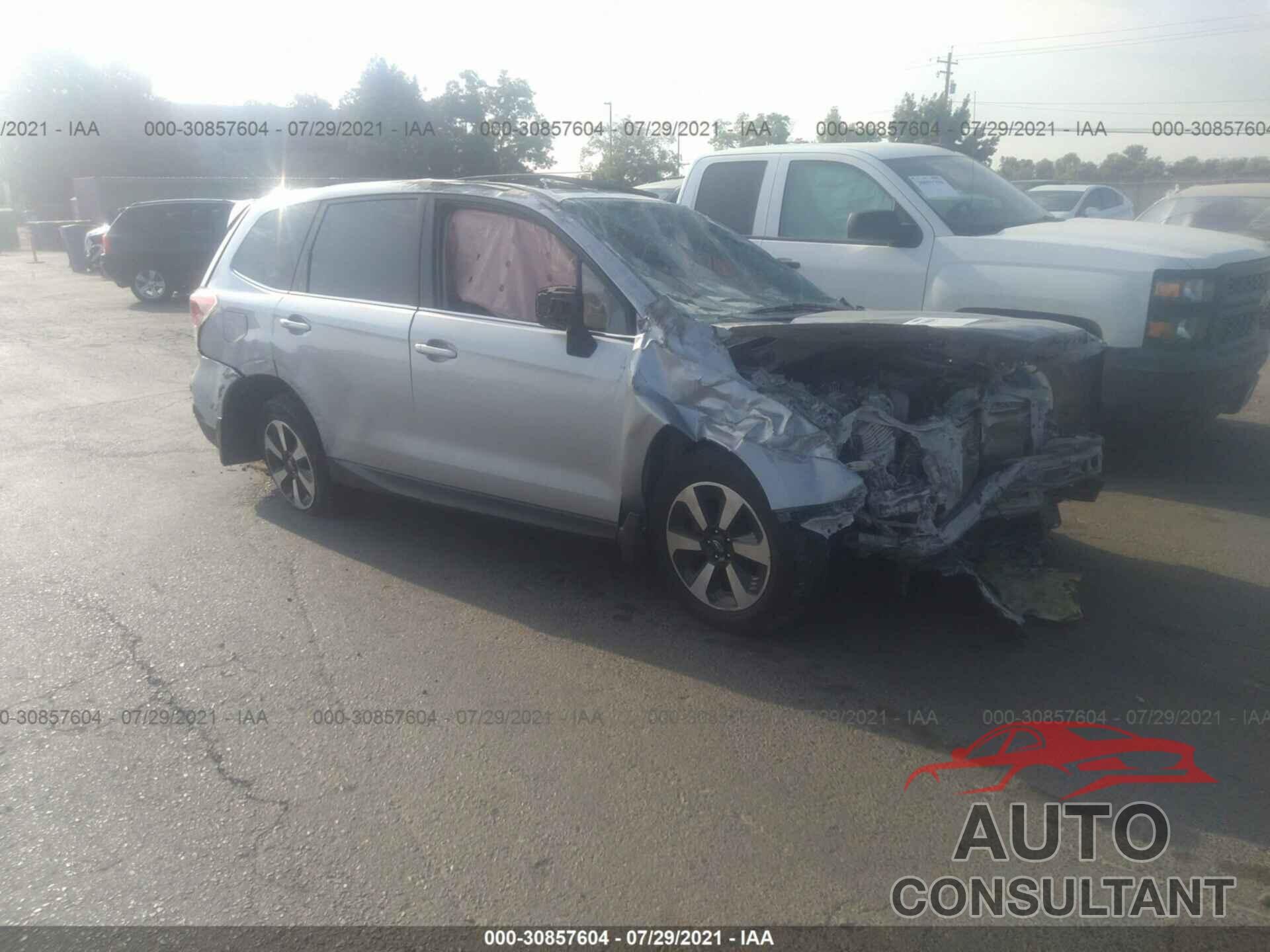 SUBARU FORESTER 2017 - JF2SJAJC5HH539555