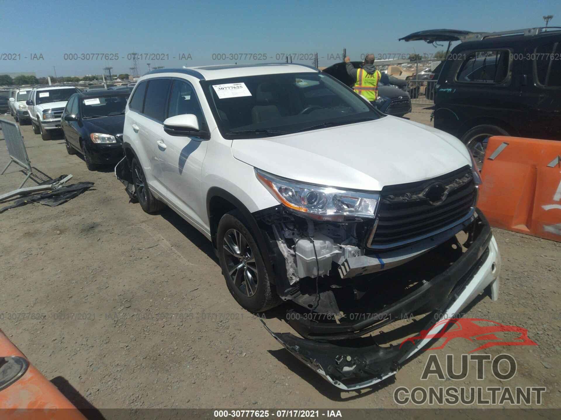 TOYOTA HIGHLANDER 2016 - 5TDJKRFH8GS268379