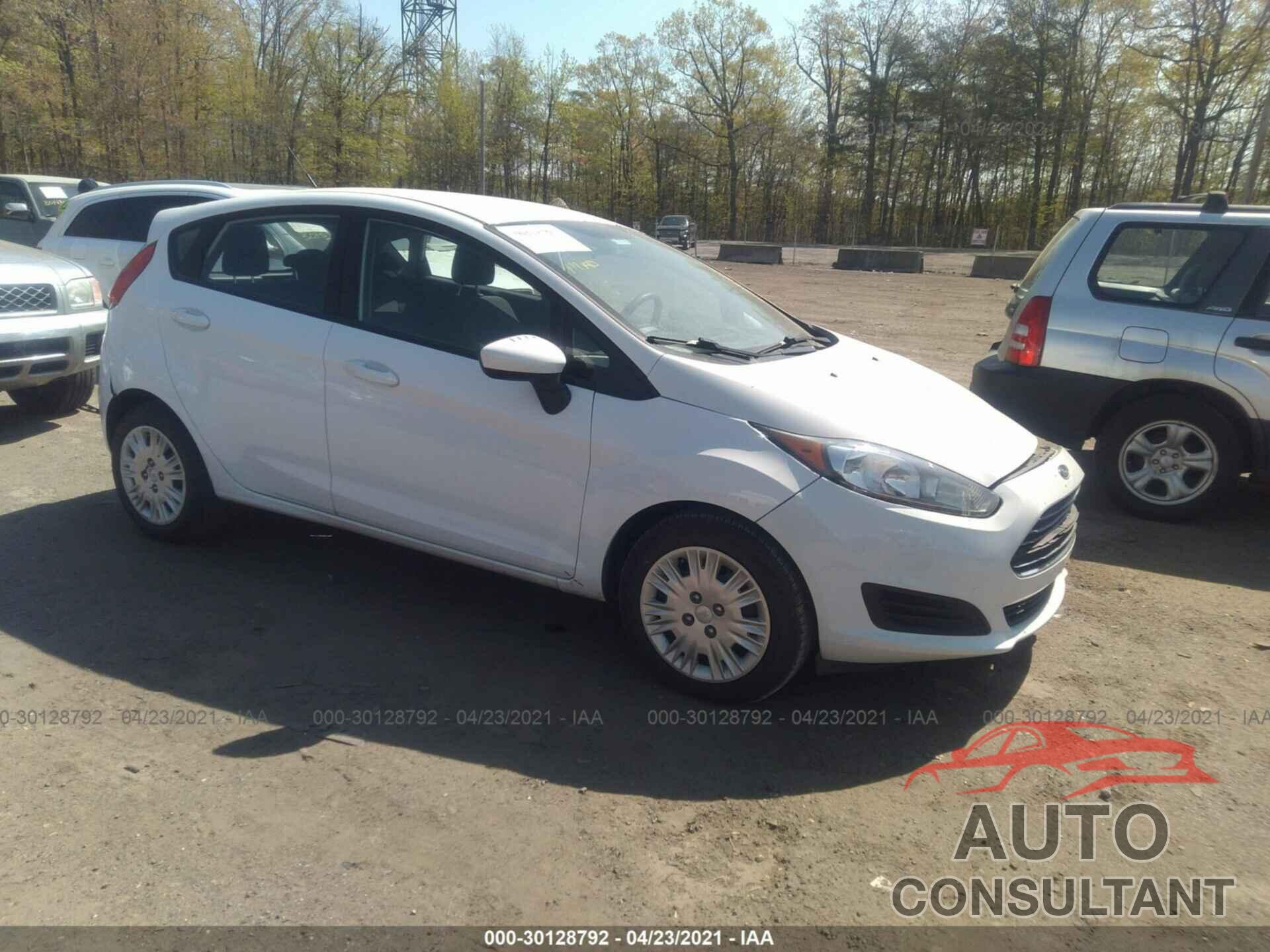 FORD FIESTA 2016 - 3FADP4TJ8GM172394