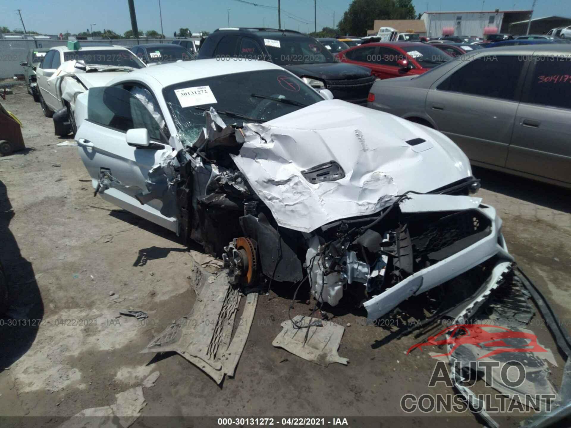 FORD MUSTANG 2018 - 1FA6P8TH8J5124646