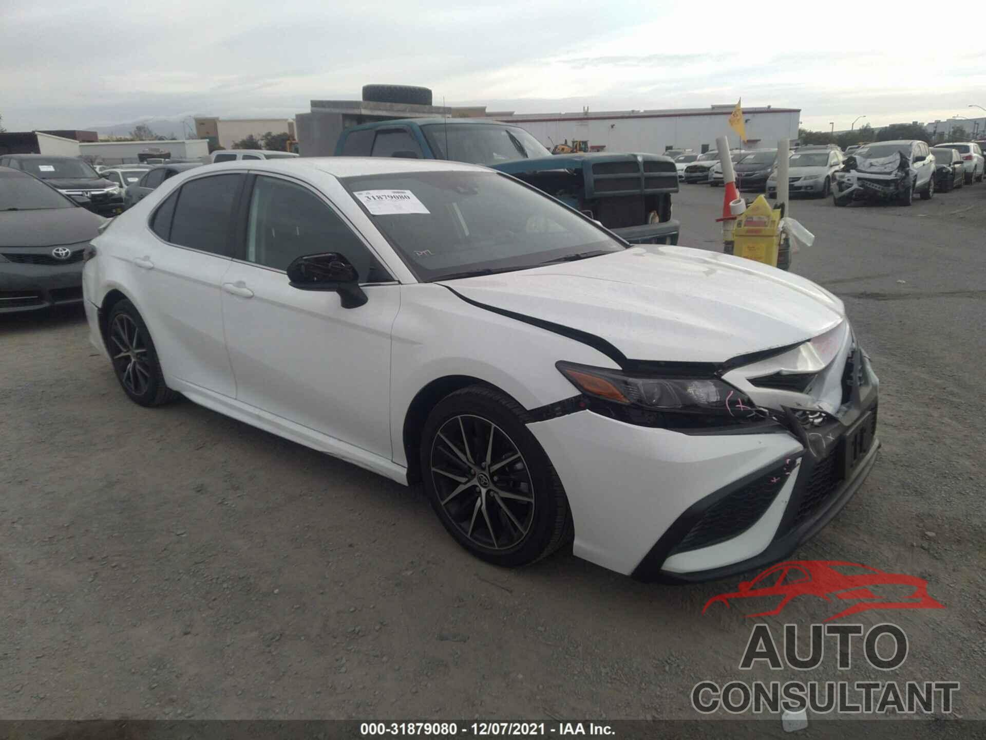 TOYOTA CAMRY 2021 - 4T1G11AK7MU485975