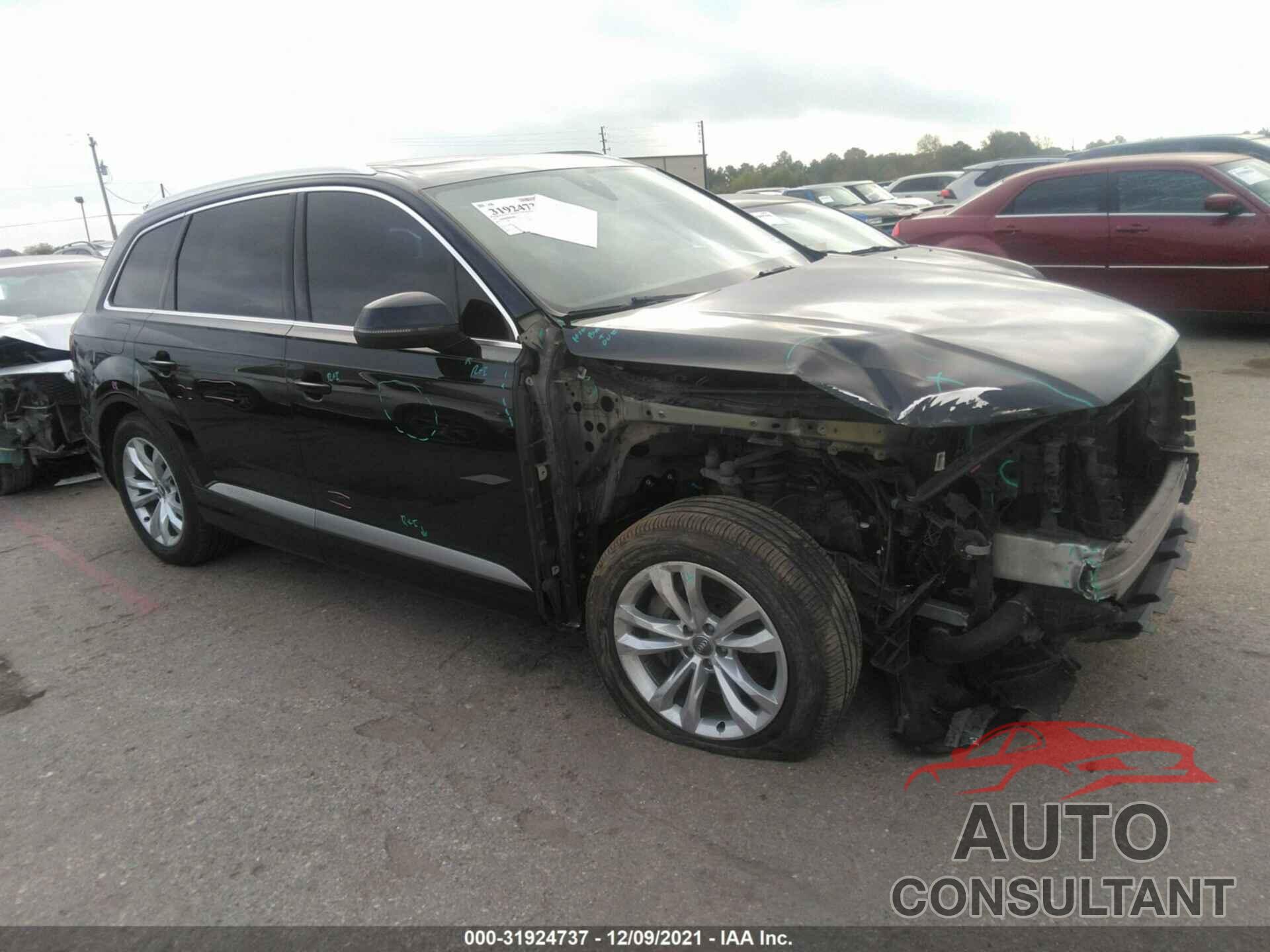 AUDI Q7 2017 - WA1LHAF77HD051820