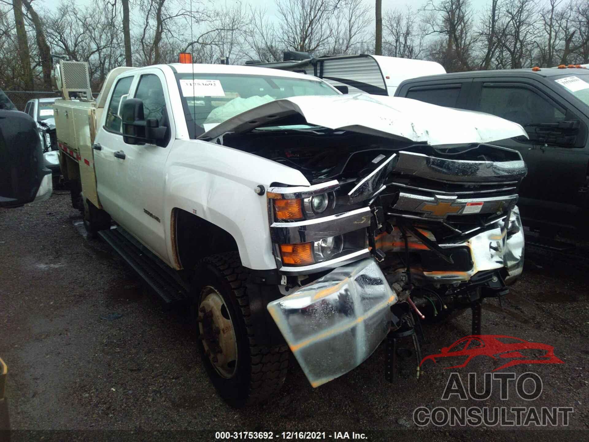 CHEVROLET SILVERADO 3500HD 2017 - 1GB2KYEG2HZ239892