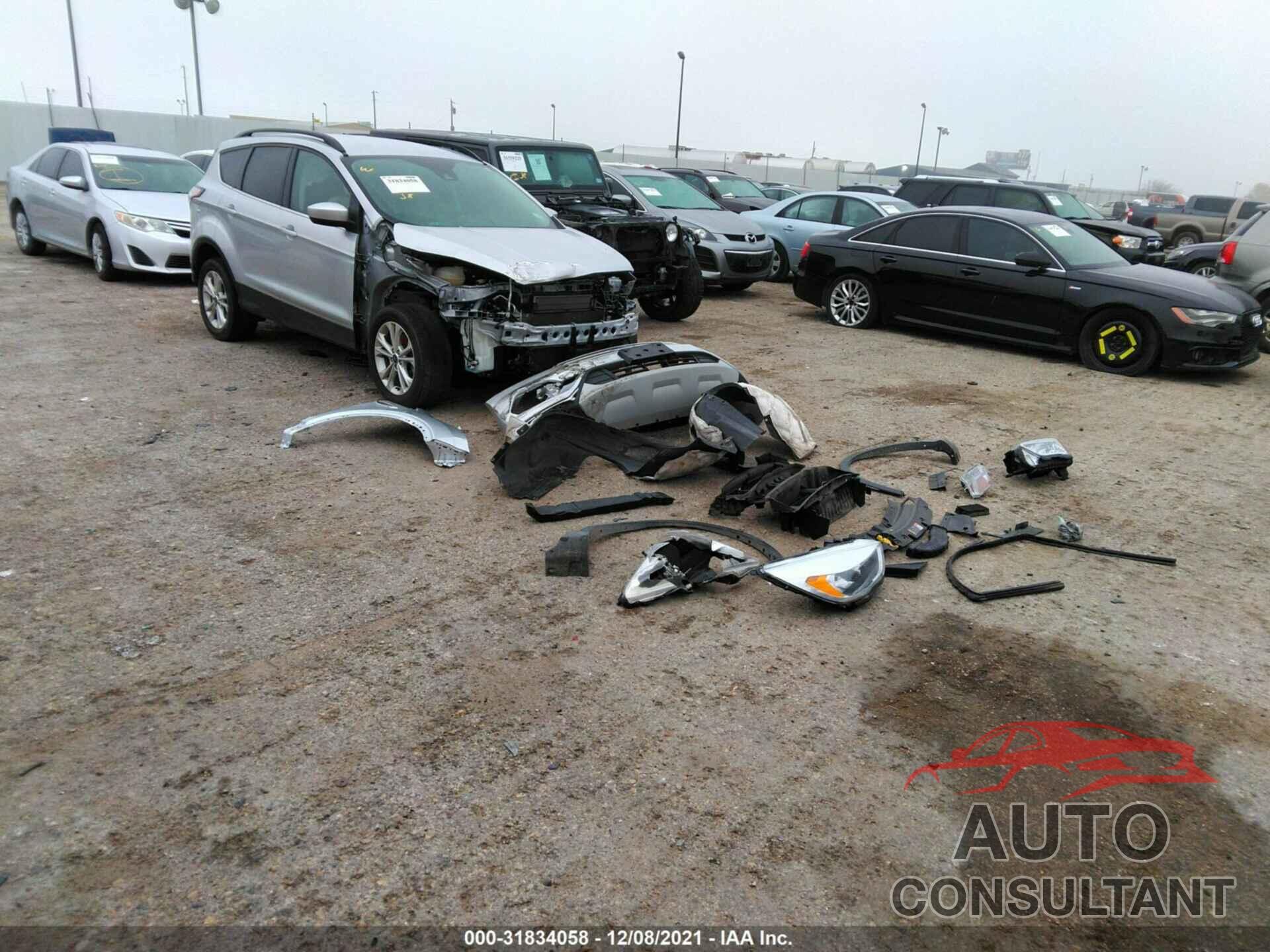 FORD ESCAPE 2018 - 1FMCU0GD1JUD07578