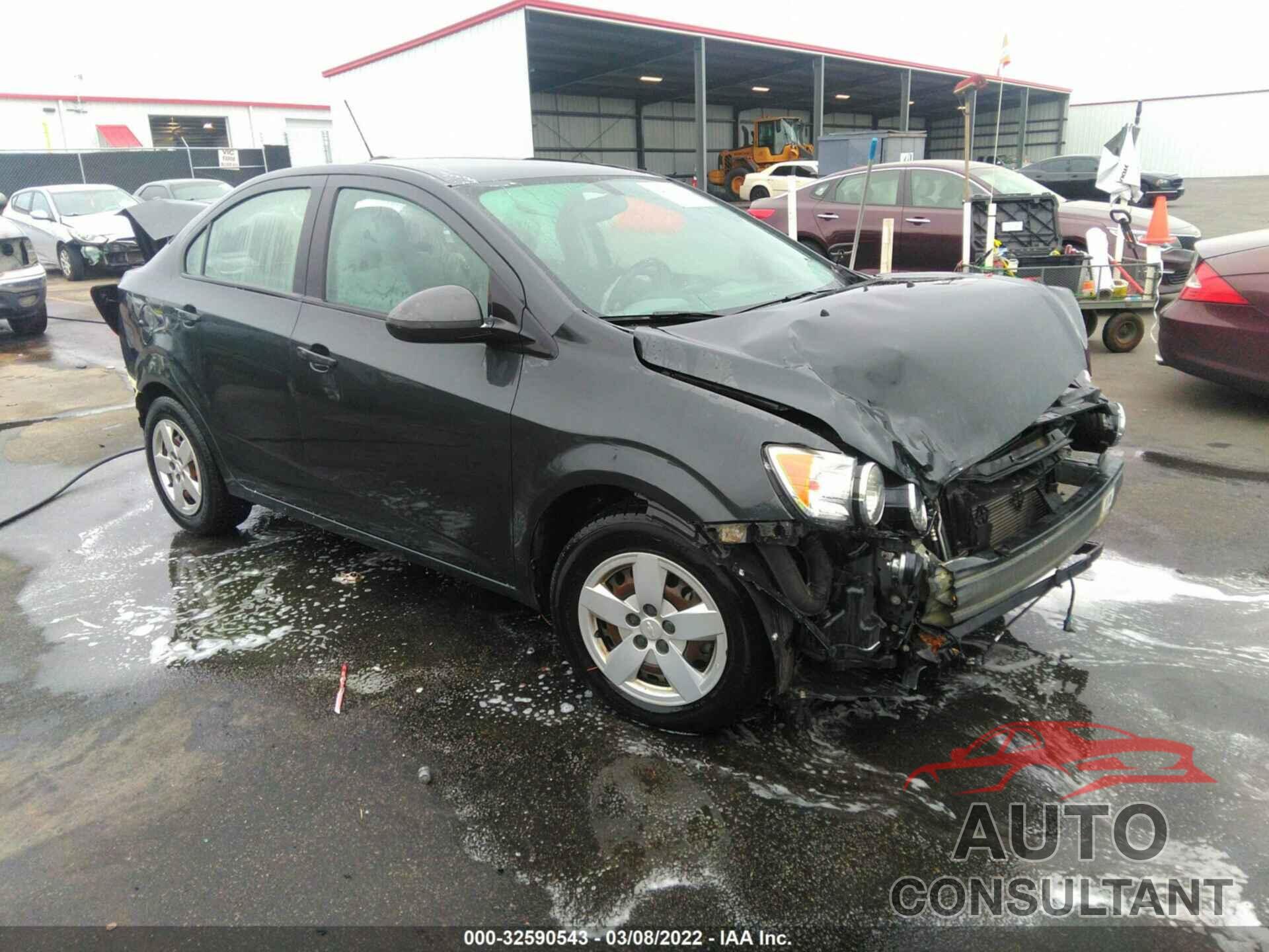 CHEVROLET SONIC 2016 - 1G1JA5SH8G4124594