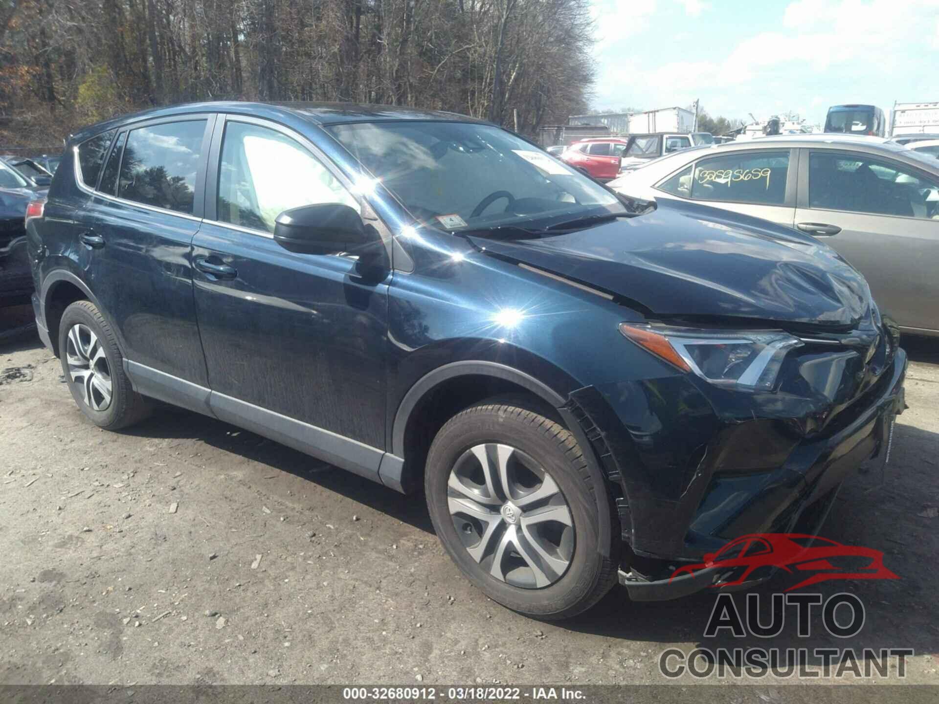 TOYOTA RAV4 2018 - JTMBFREV1JJ738983