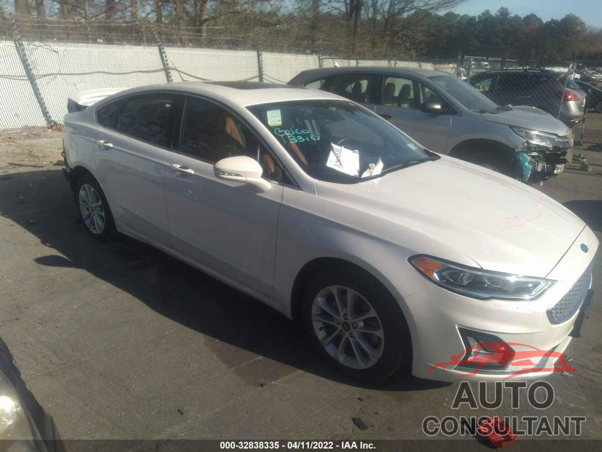 FORD FUSION ENERGI 2019 - 3FA6P0SU7KR191995