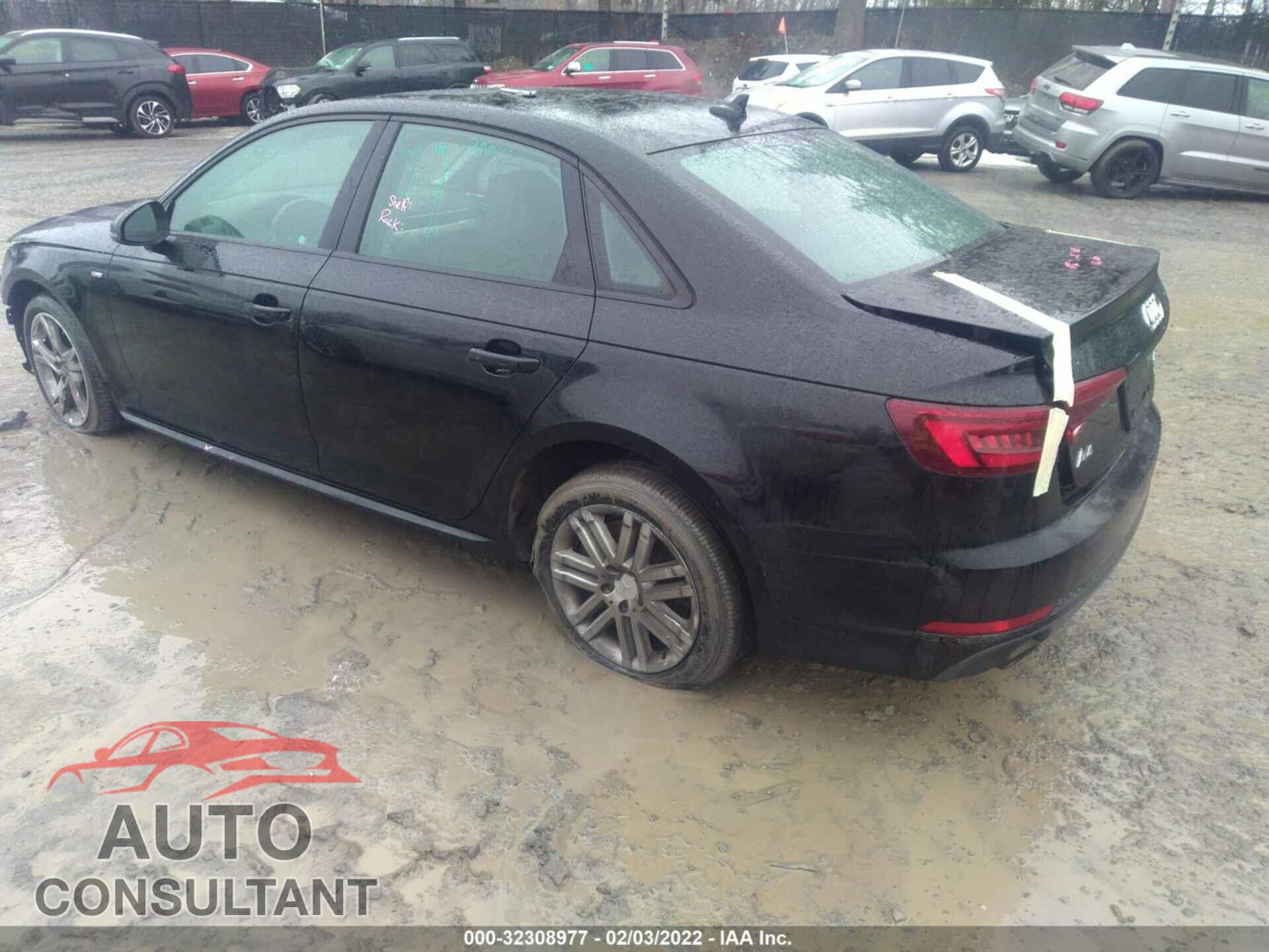 AUDI A4 2018 - WAUDNAF40JA115368