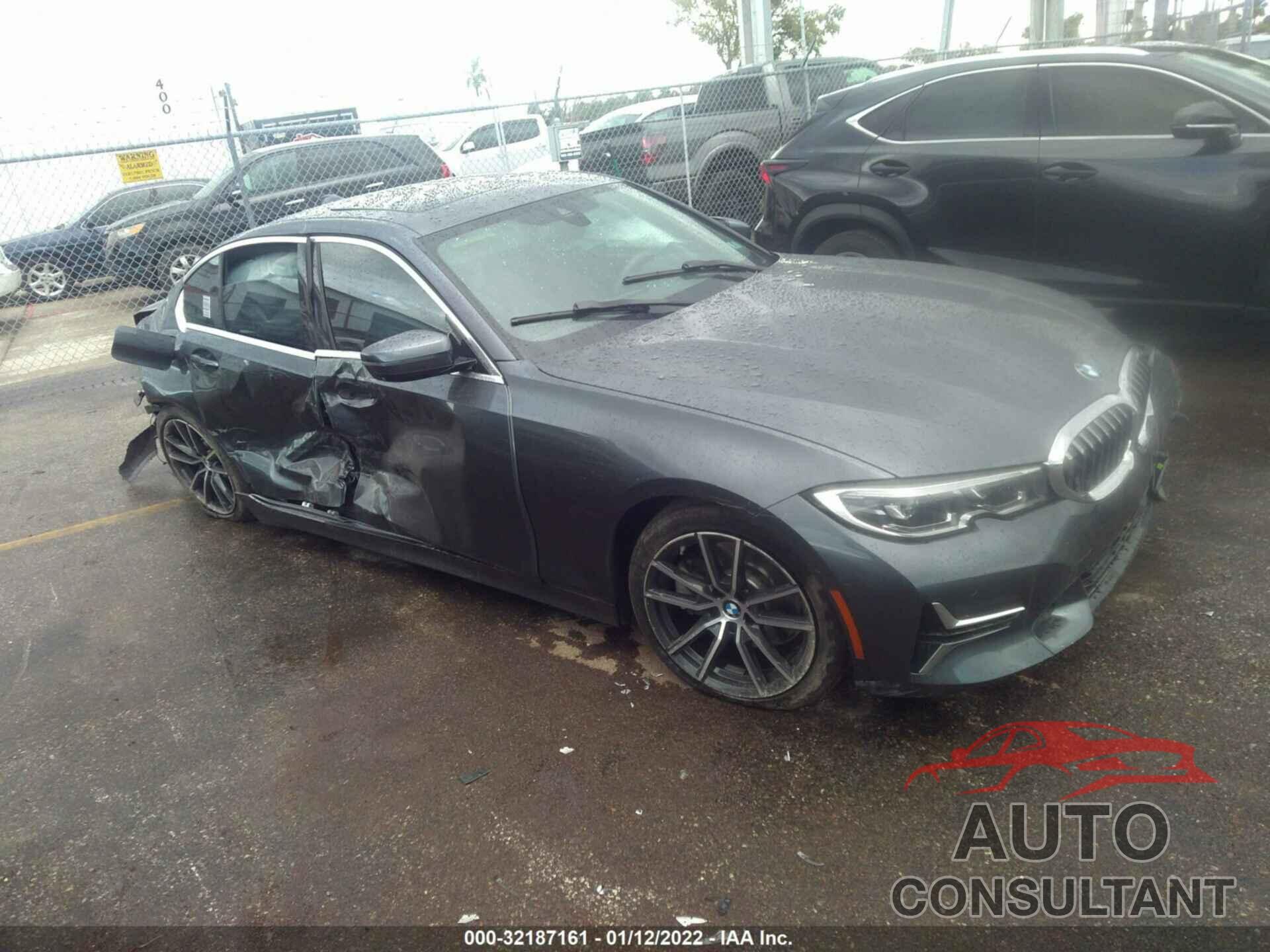 BMW 3 SERIES 2019 - WBA5R1C54KAK06358