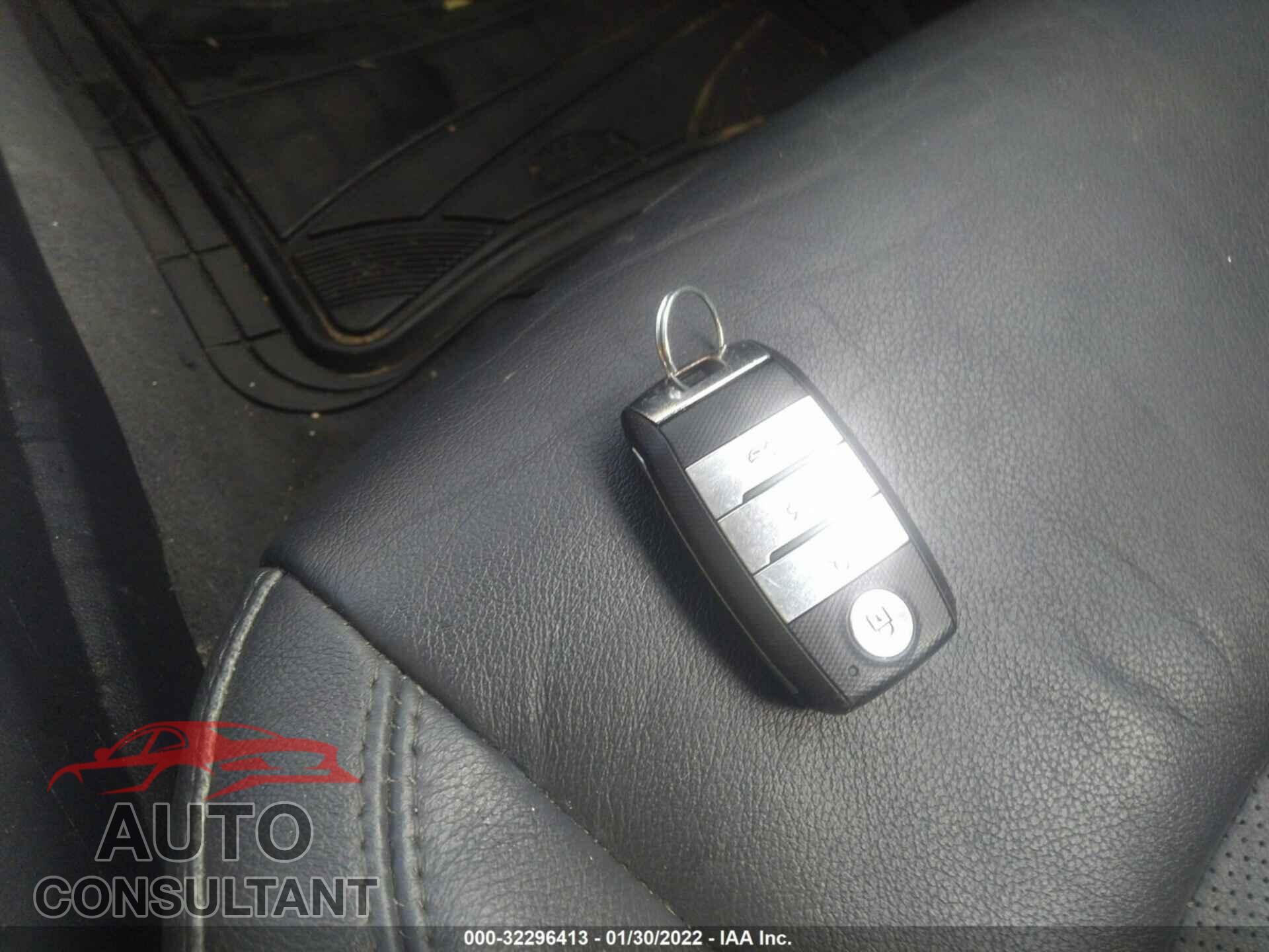 KIA RIO 2016 - KNADN4A3XG6676009