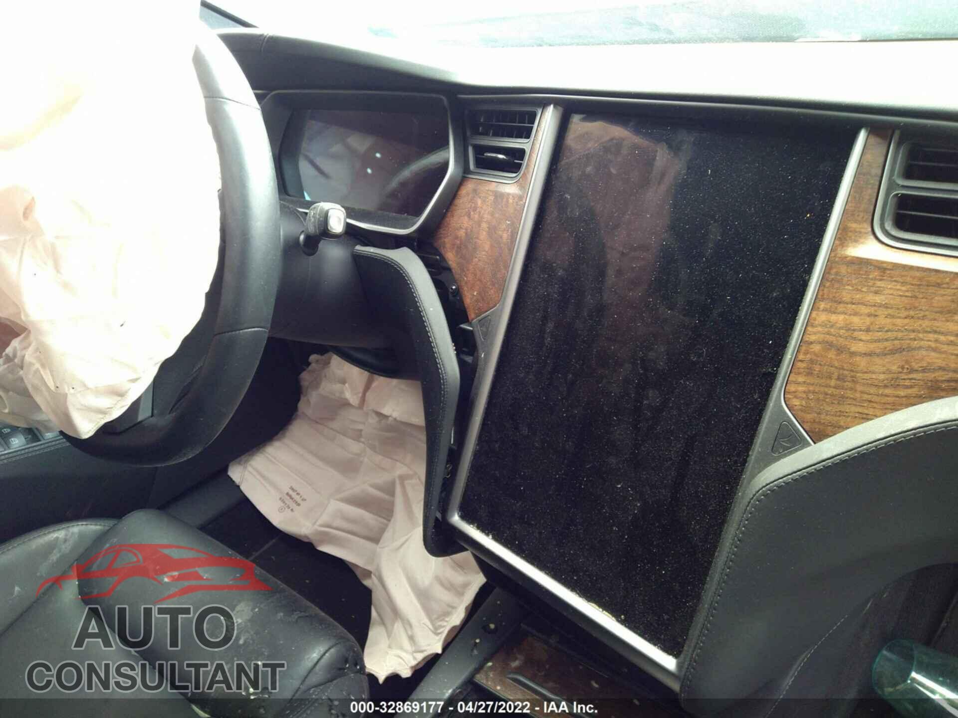 TESLA MODEL S 2020 - 5YJSA1E22LF379028
