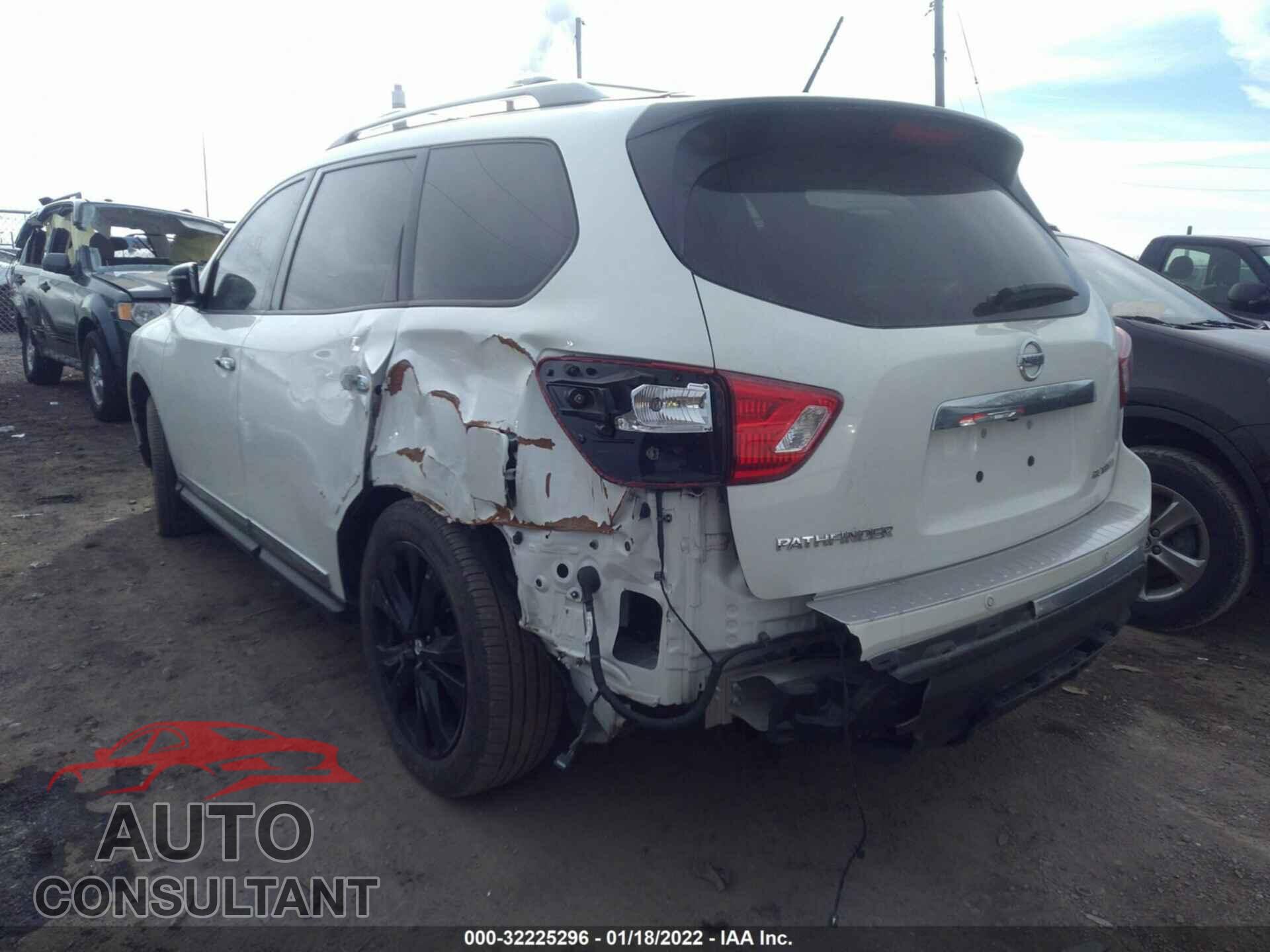 NISSAN PATHFINDER 2017 - 5N1DR2MN2HC684743