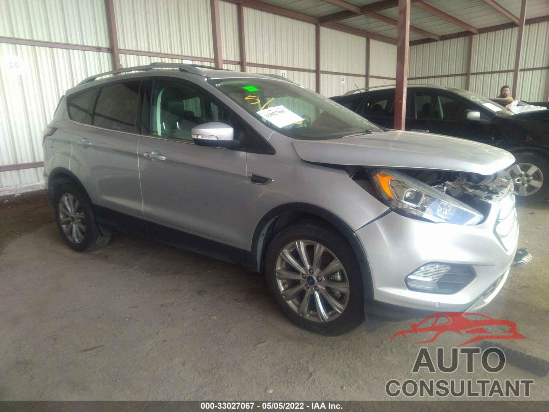 FORD ESCAPE 2018 - 1FMCU0J99JUA44437