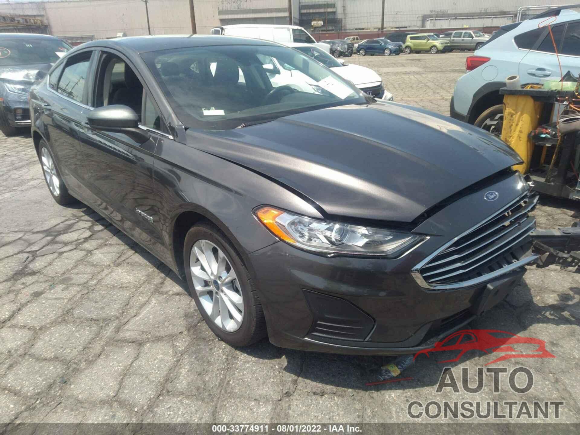 FORD FUSION HYBRID 2019 - 3FA6P0LU9KR189146