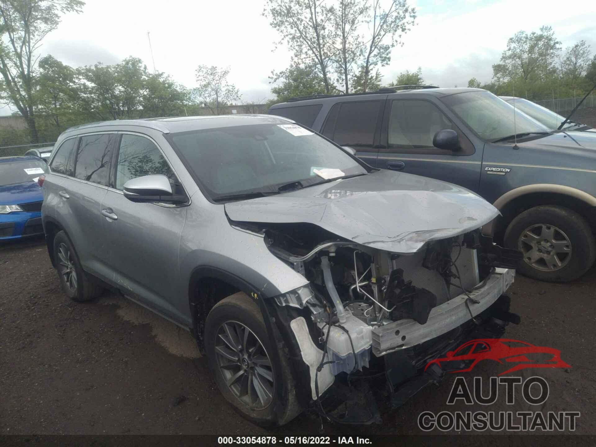 TOYOTA HIGHLANDER 2019 - 5TDJZRFH3KS619588